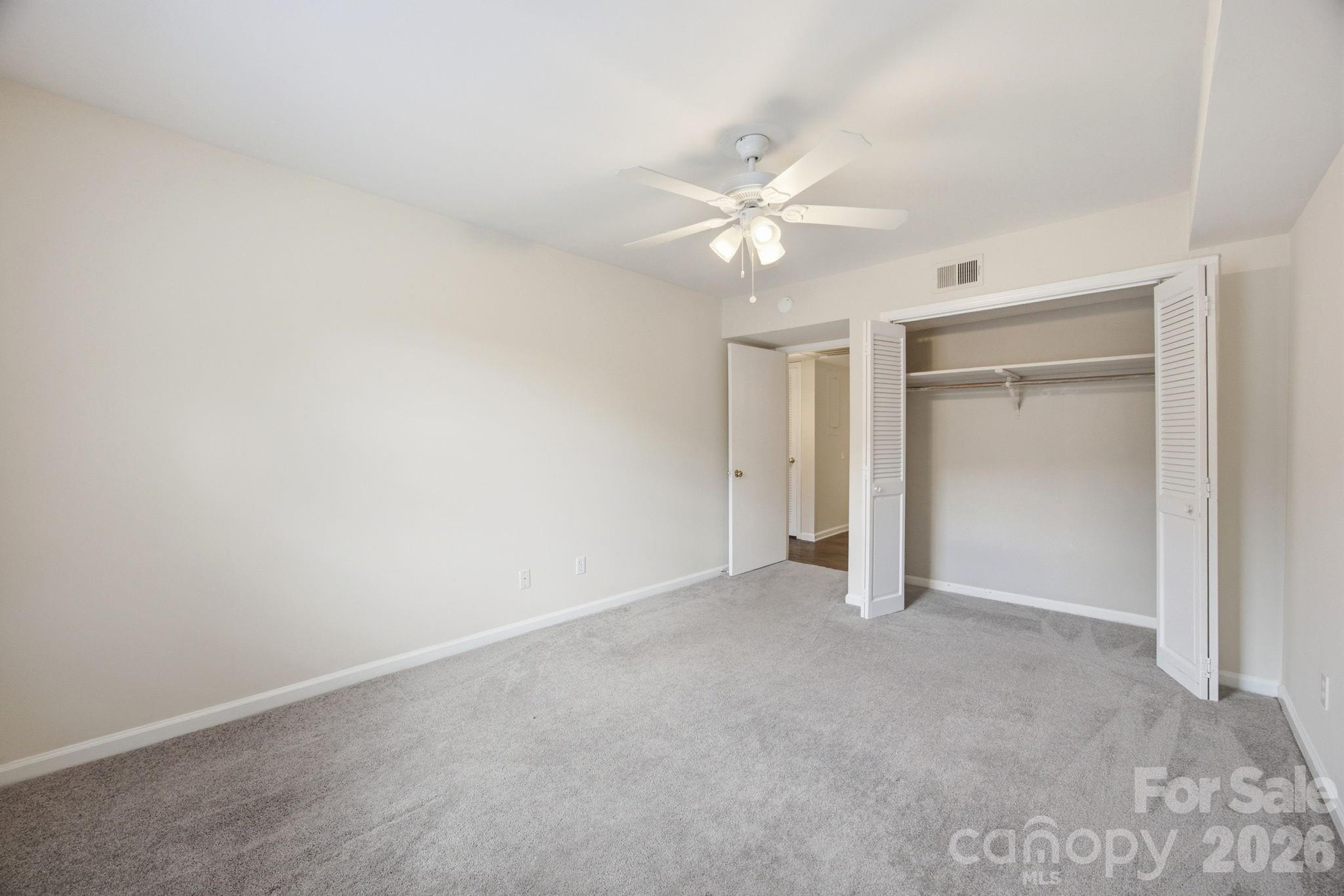 4735 Hedgemore Drive Property Photo 14