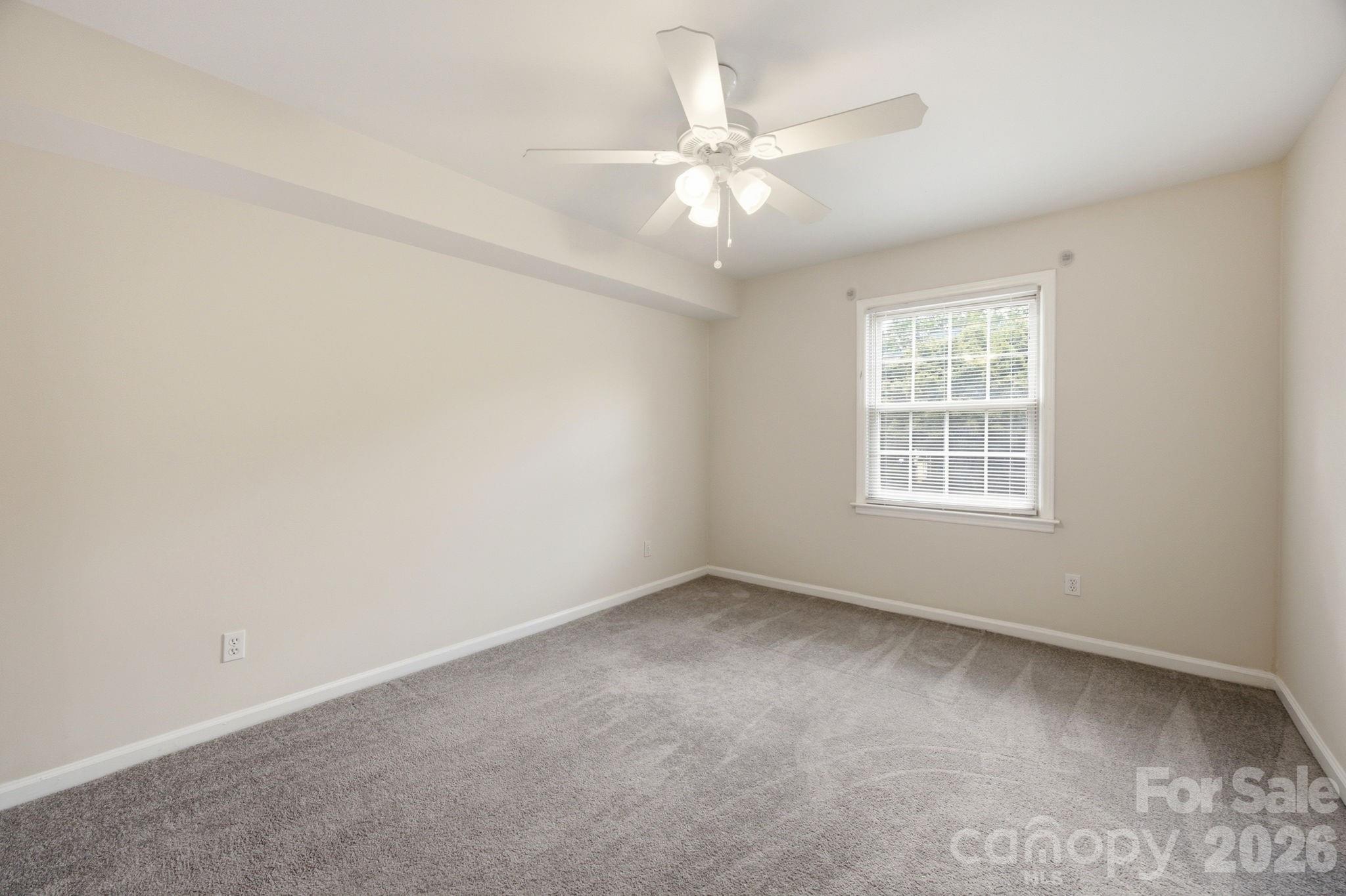 4735 Hedgemore Drive Property Photo 16
