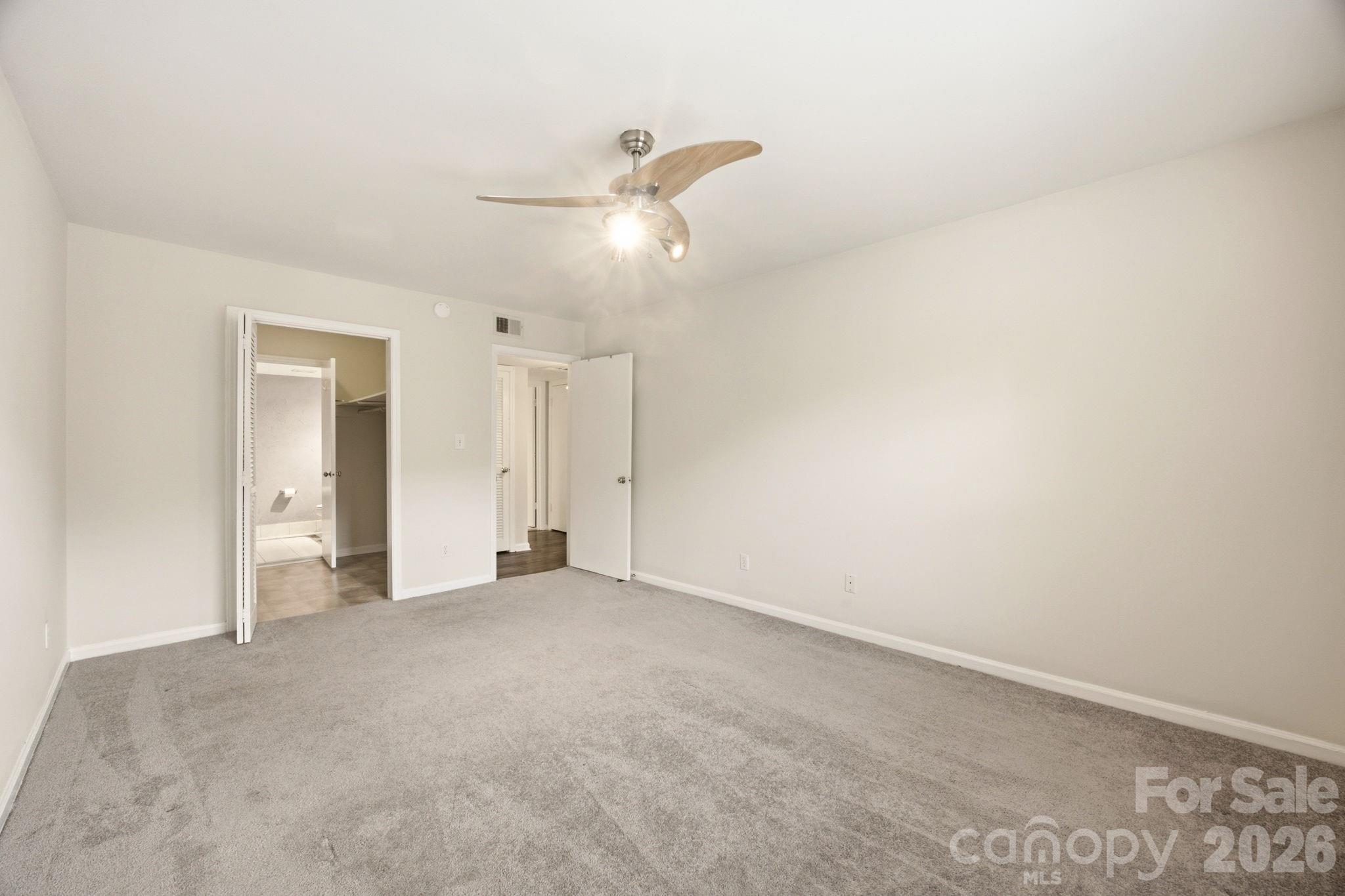 4735 Hedgemore Drive Property Photo 17