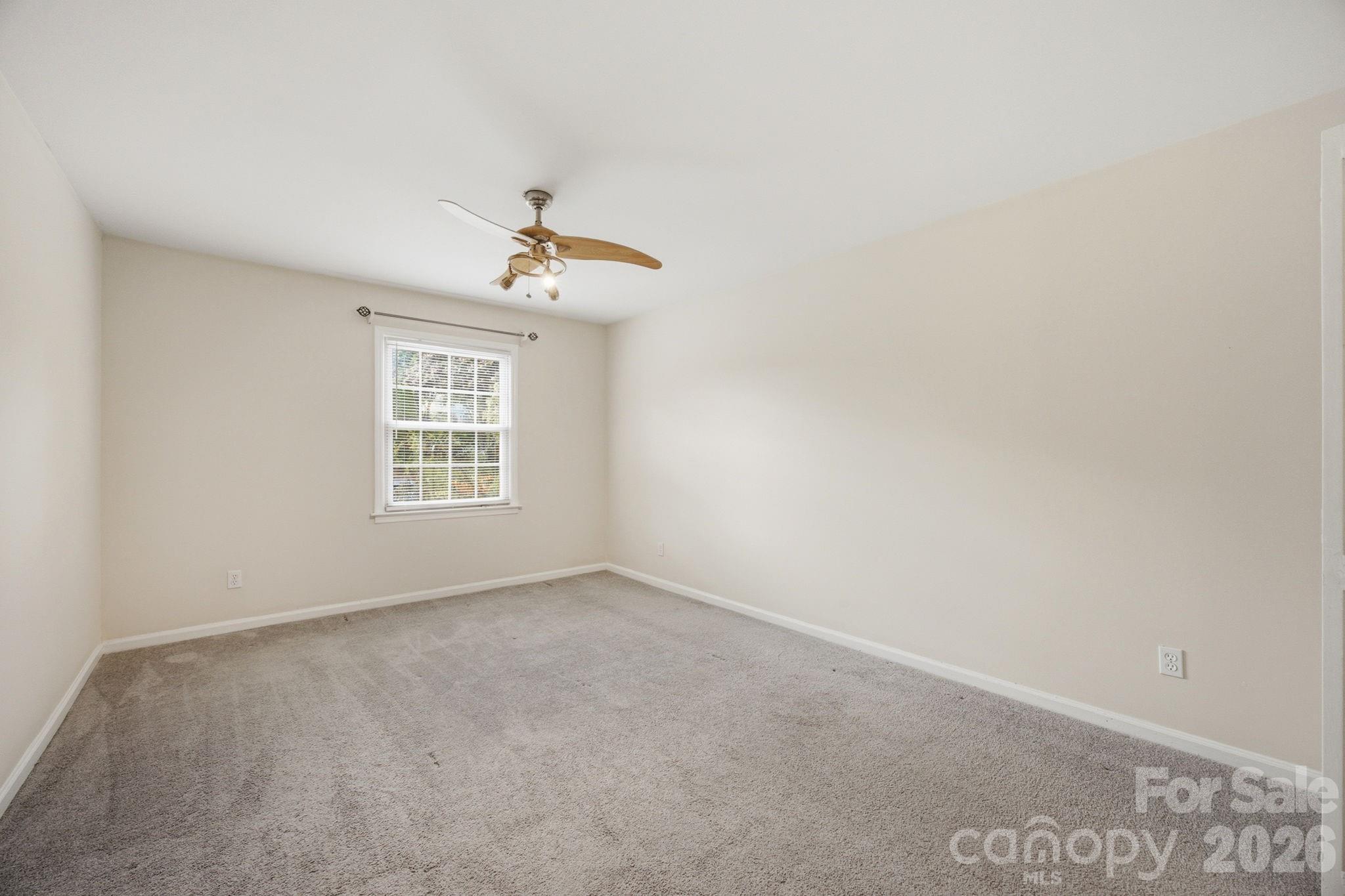4735 Hedgemore Drive Property Photo 22