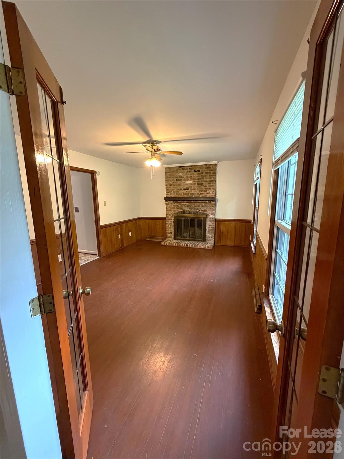 5016 Vescova Court Property Photo 3