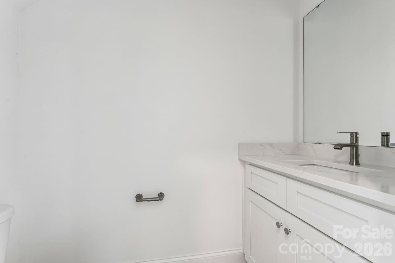 11725 Platon Avenue Property Photo 12
