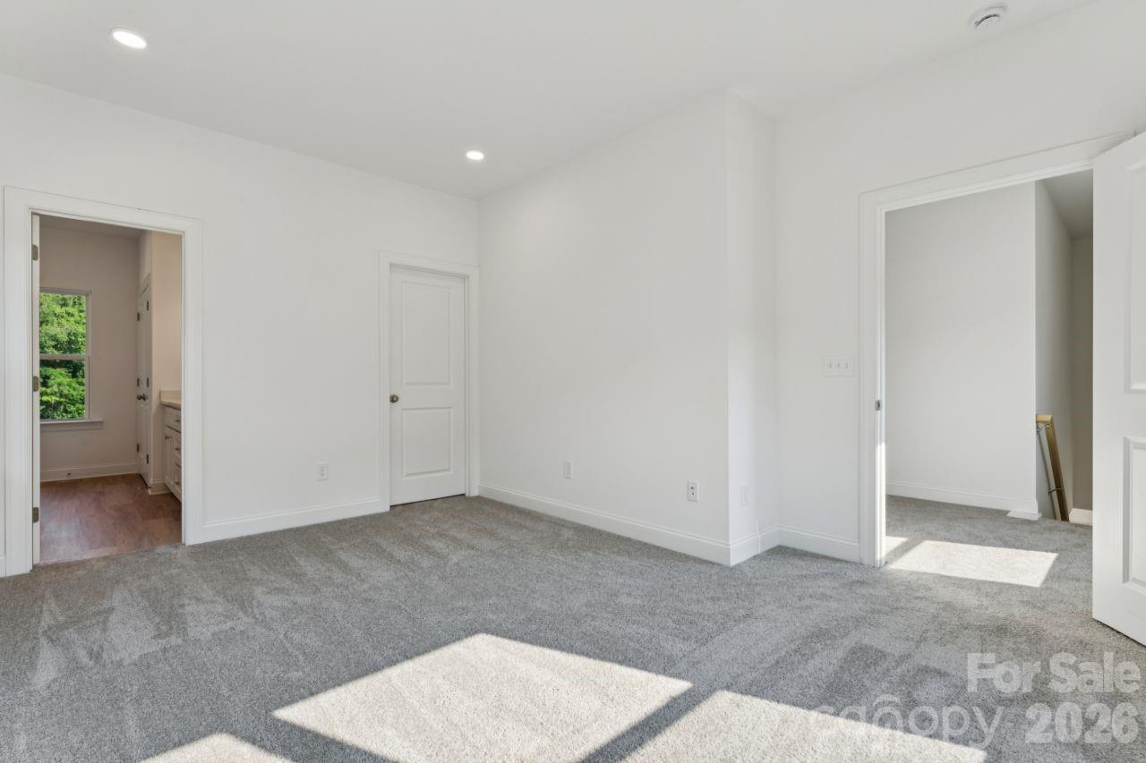 11725 Platon Avenue Property Photo 16