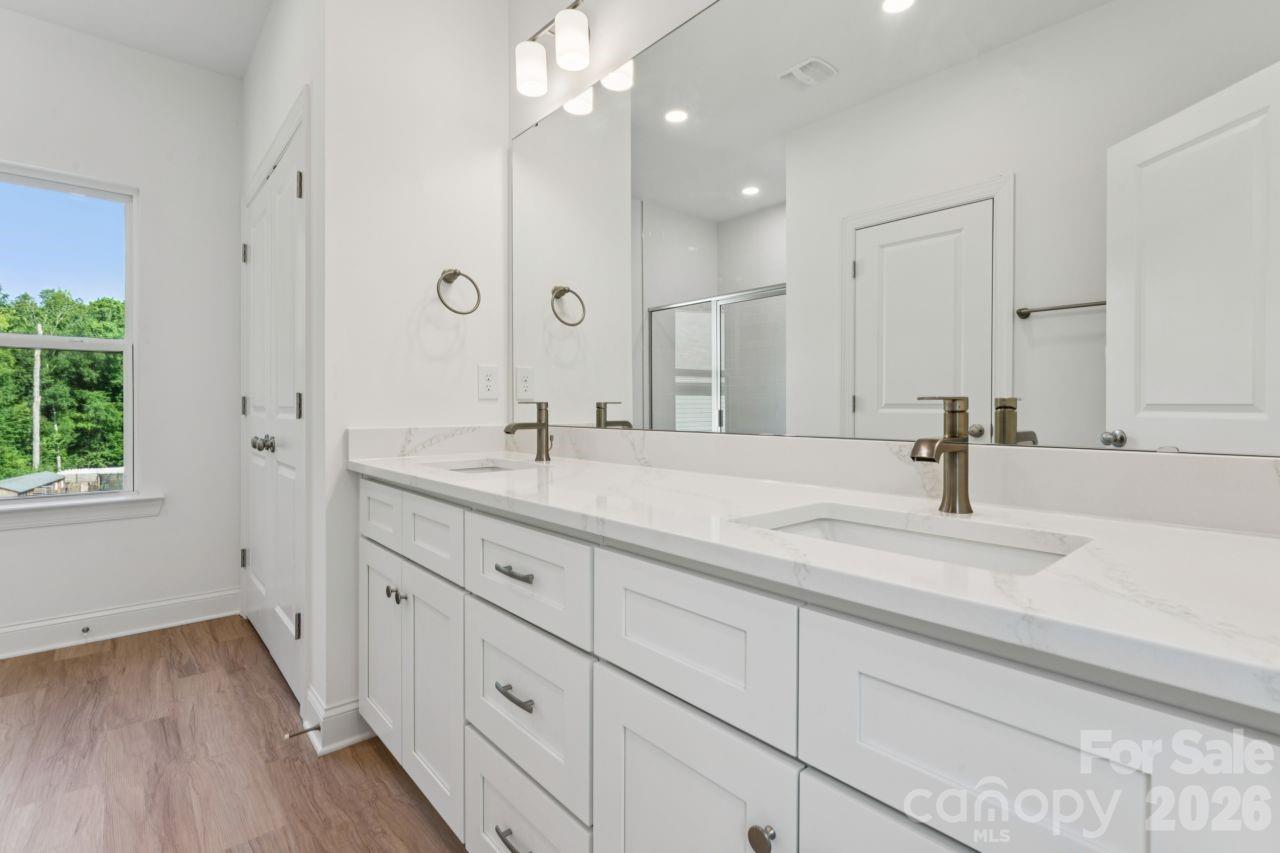 11725 Platon Avenue Property Photo 17