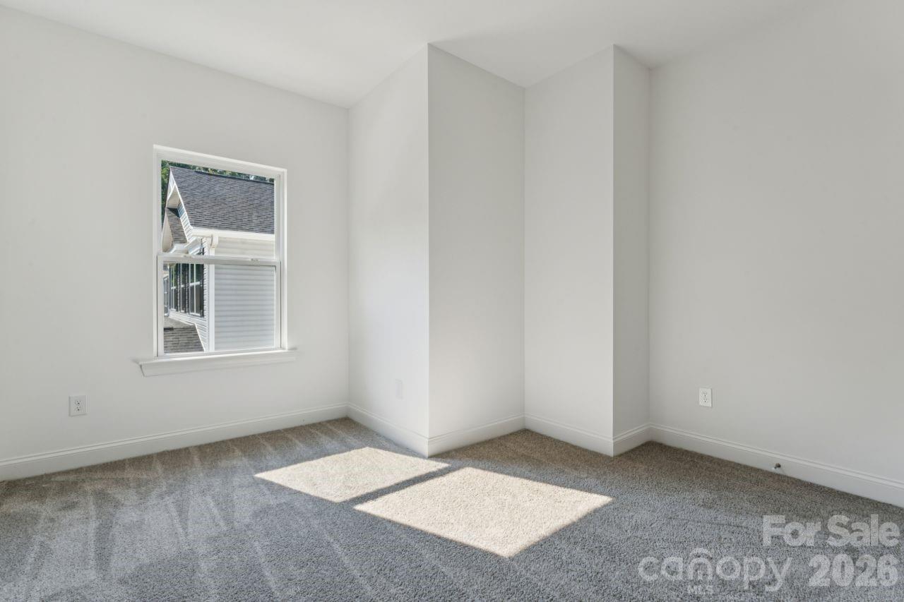 11725 Platon Avenue Property Photo 21