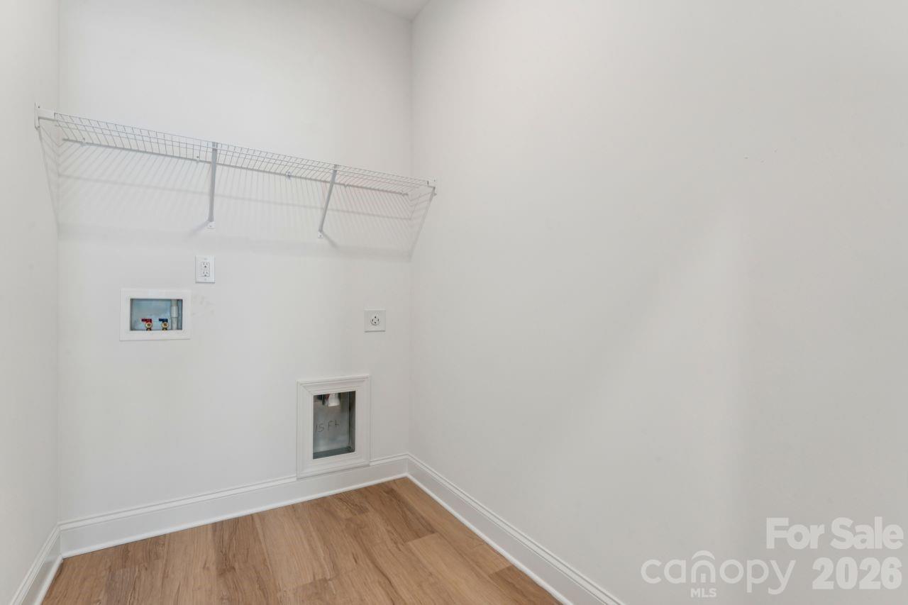 11725 Platon Avenue Property Photo 28