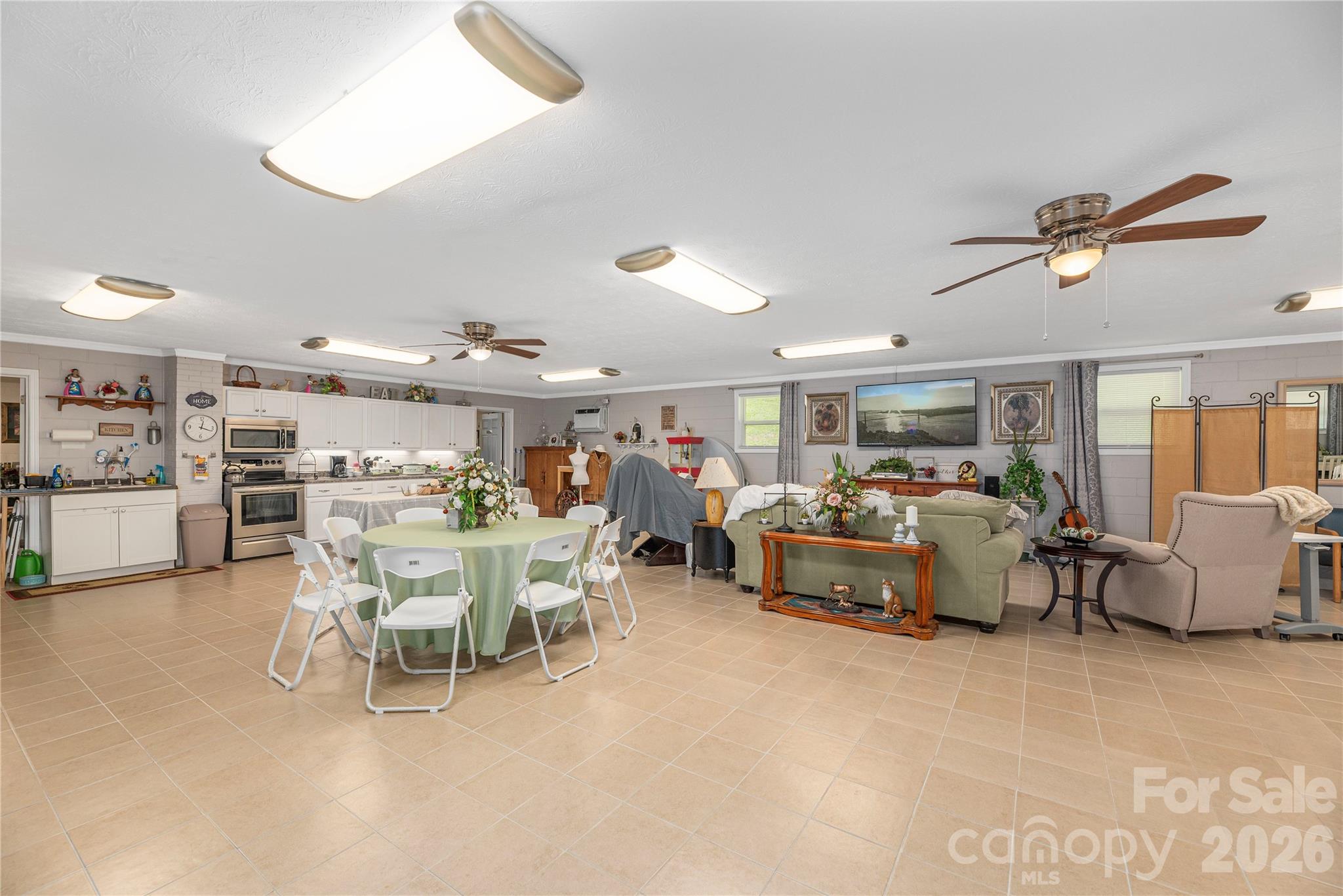 702 Love Joy Road Property Photo 5