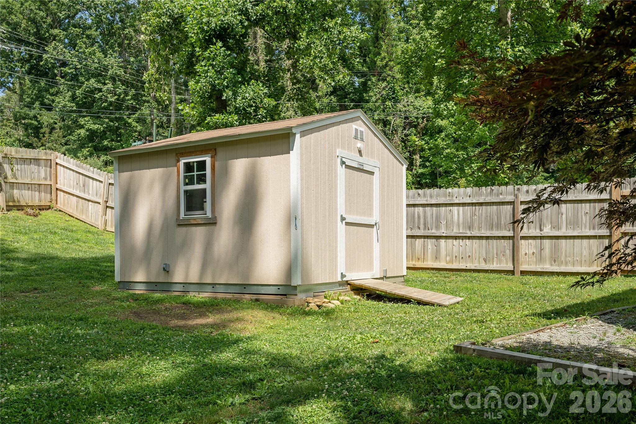 32 Beechwood Lakes Drive Property Photo 18