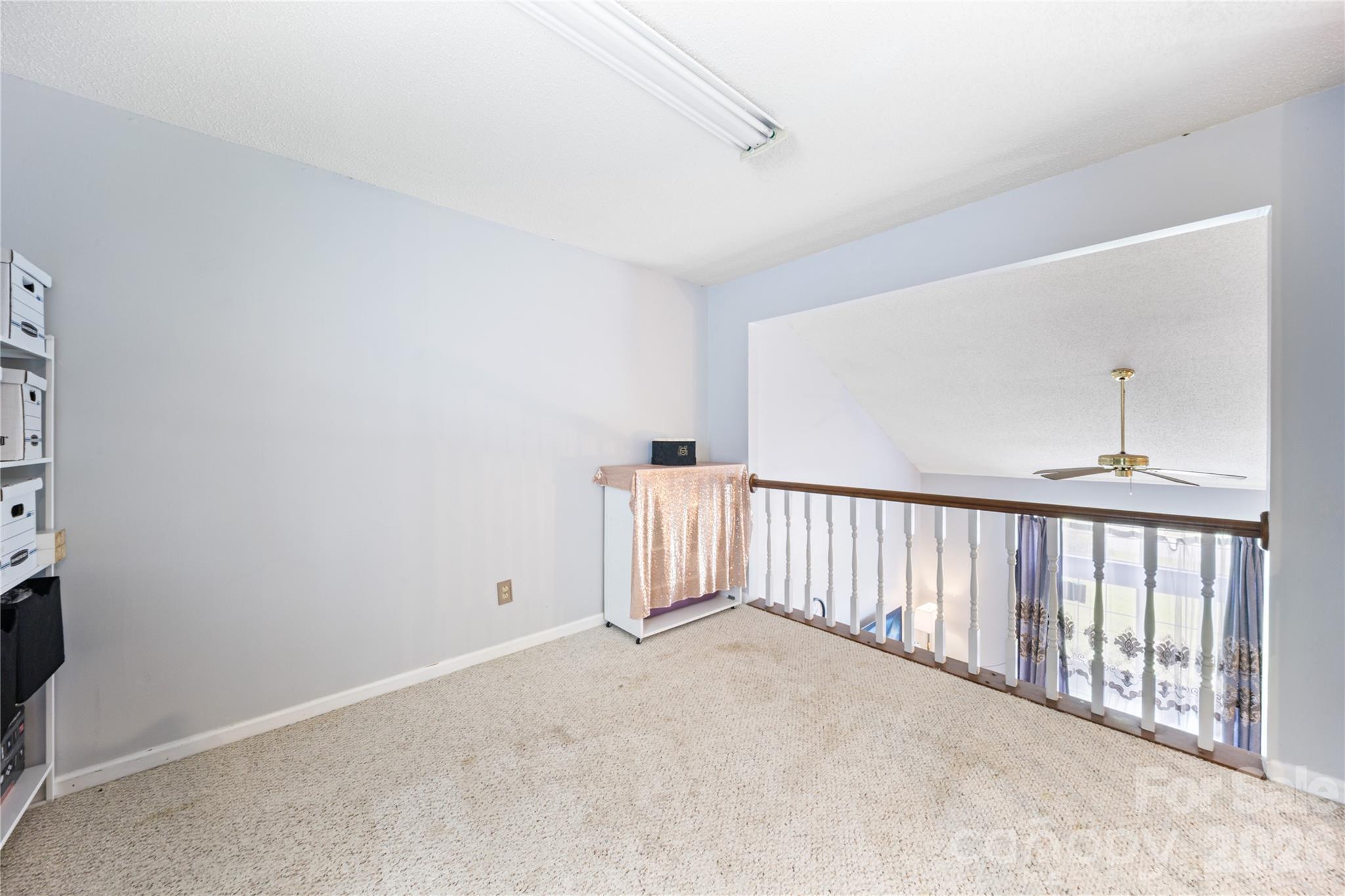 13000 Greycrest Drive Property Photo 17