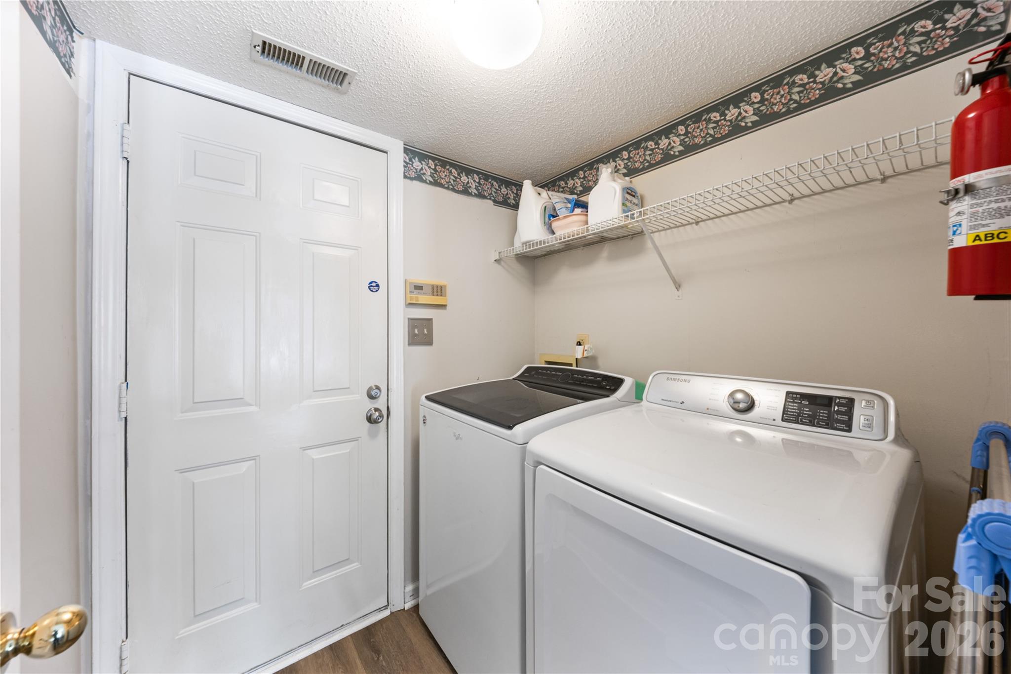 13000 Greycrest Drive Property Photo 29