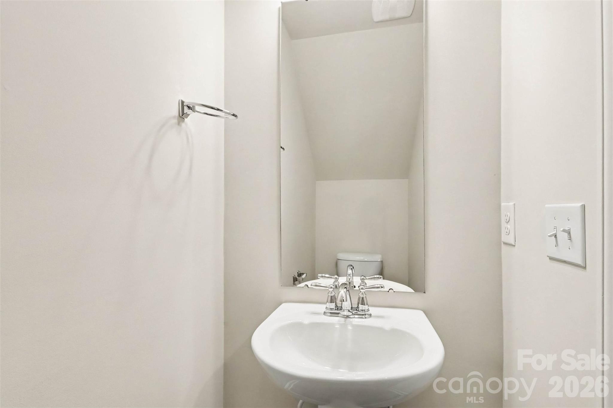 7319 Neal Road Property Photo 9