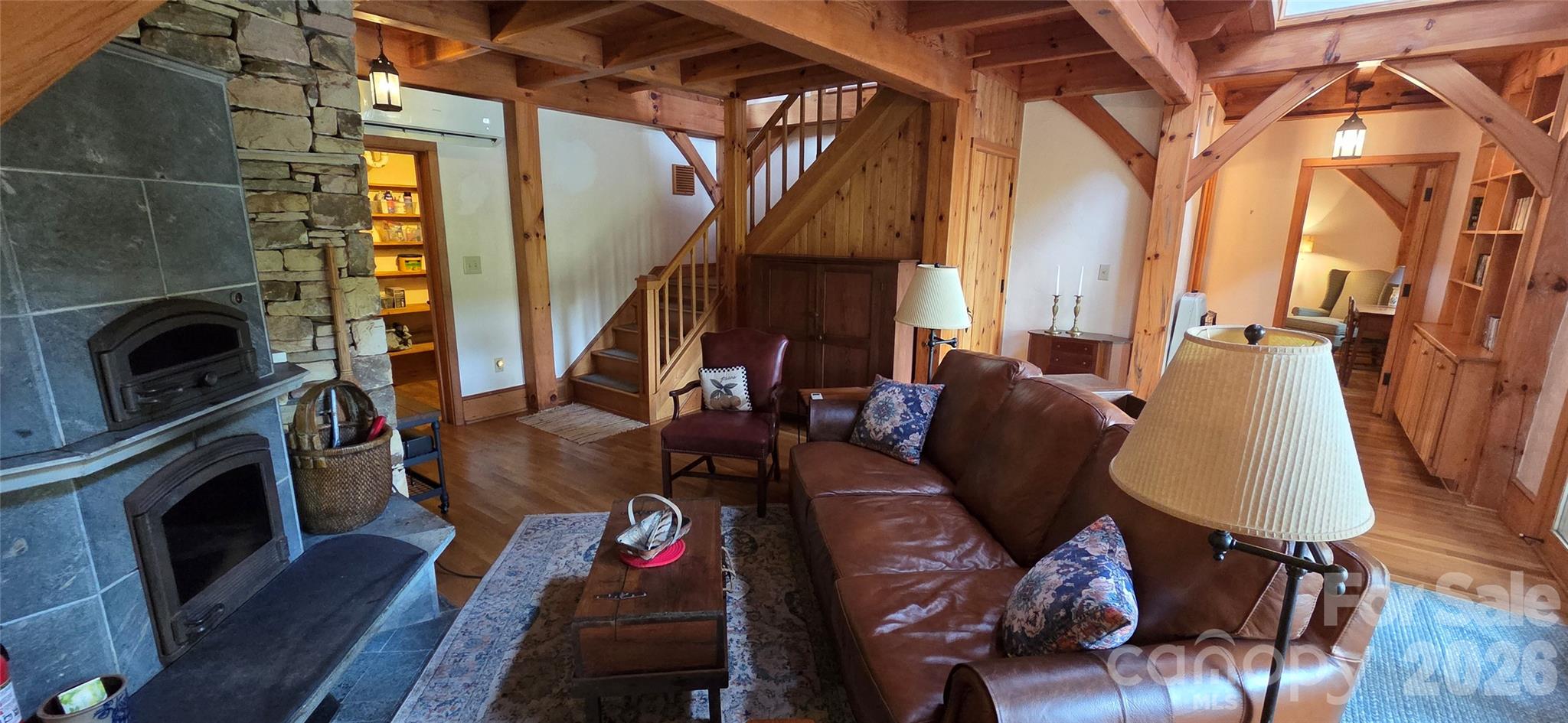 165 Winding Trail Property Photo 10
