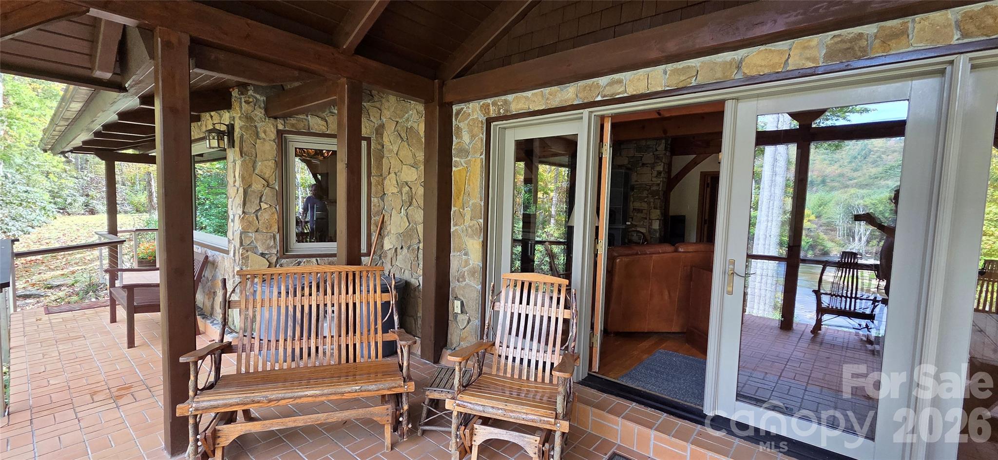 165 Winding Trail Property Photo 15