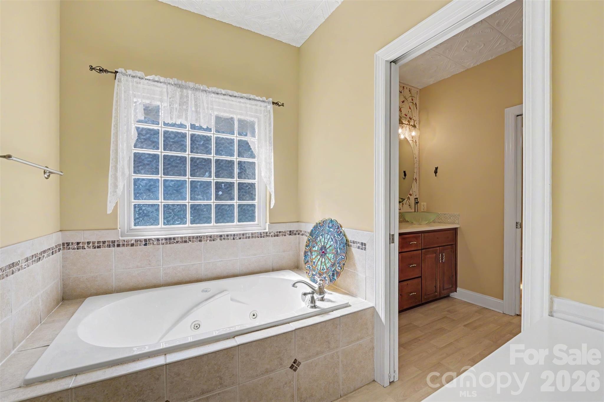 3563 Wandering Lane 33 Property Photo 25