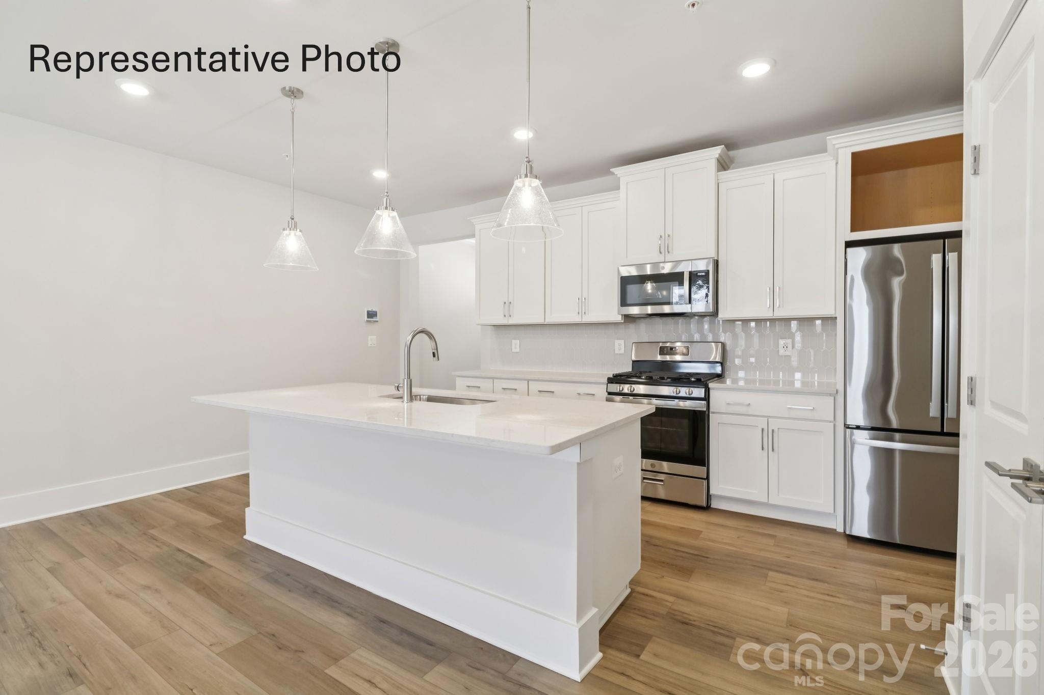 1433 Twin Leaf Road Property Photo 4