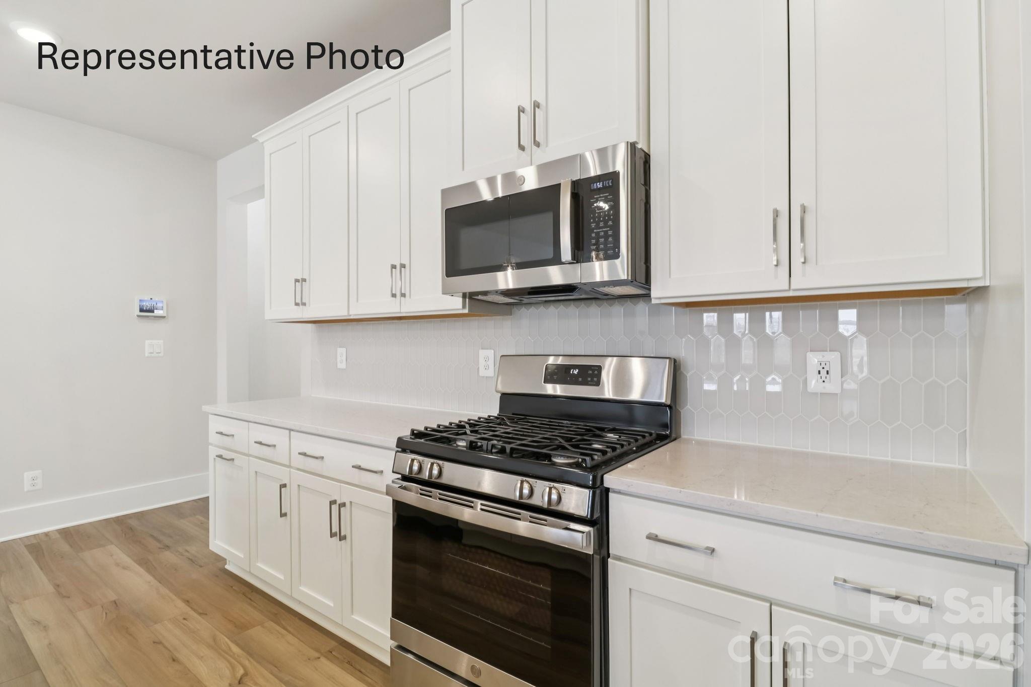 1433 Twin Leaf Road Property Photo 5