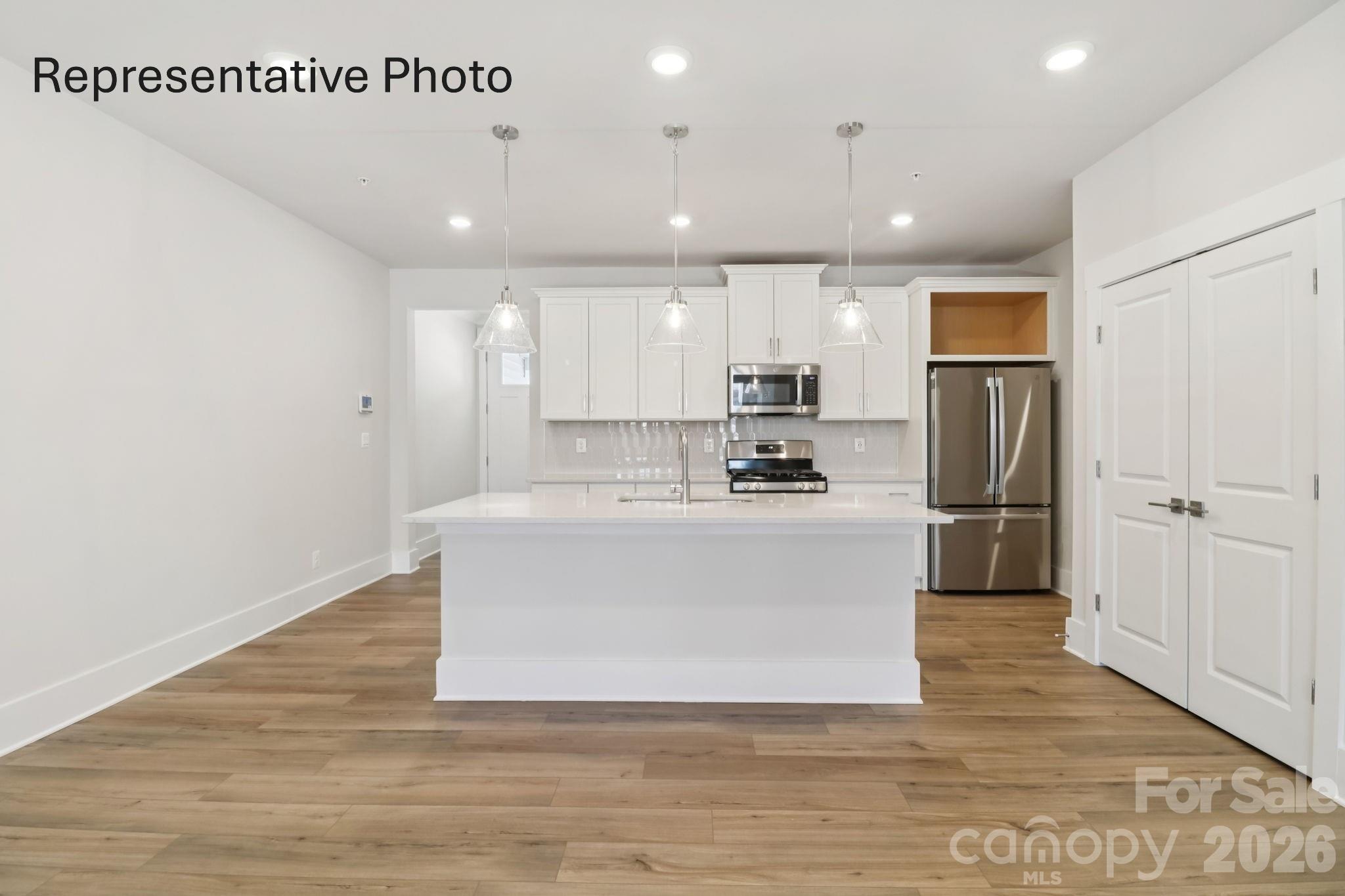 1433 Twin Leaf Road Property Photo 7