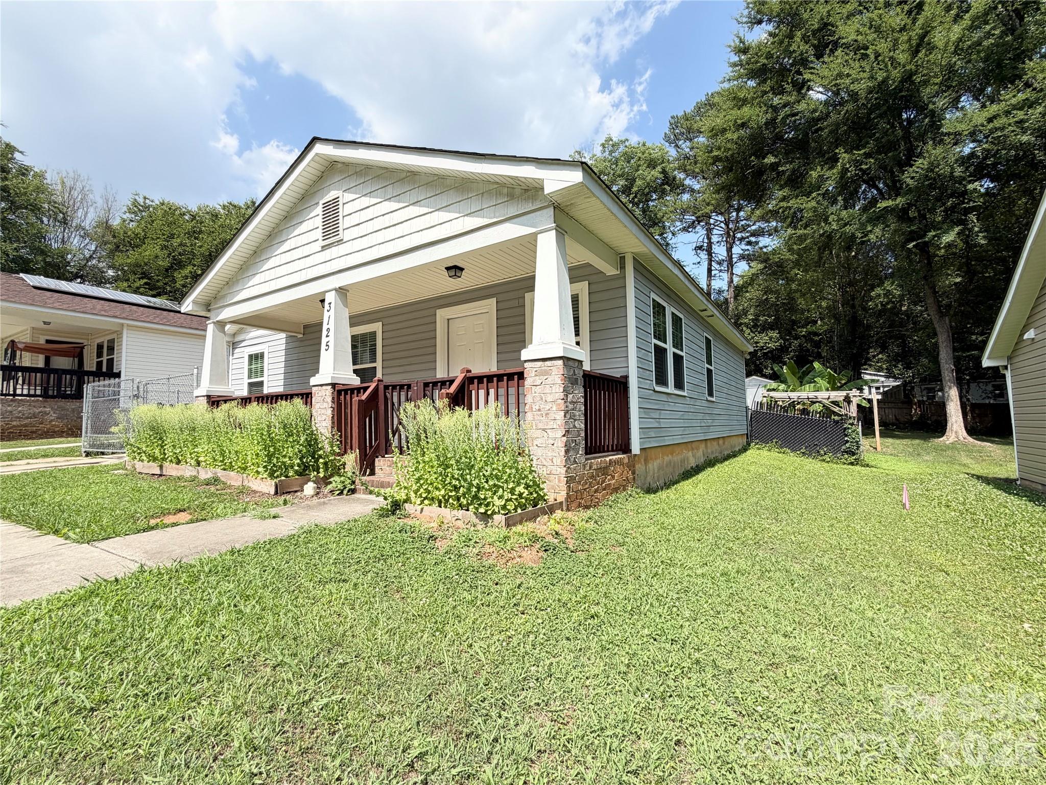3125 Amay James Avenue Property Photo 3