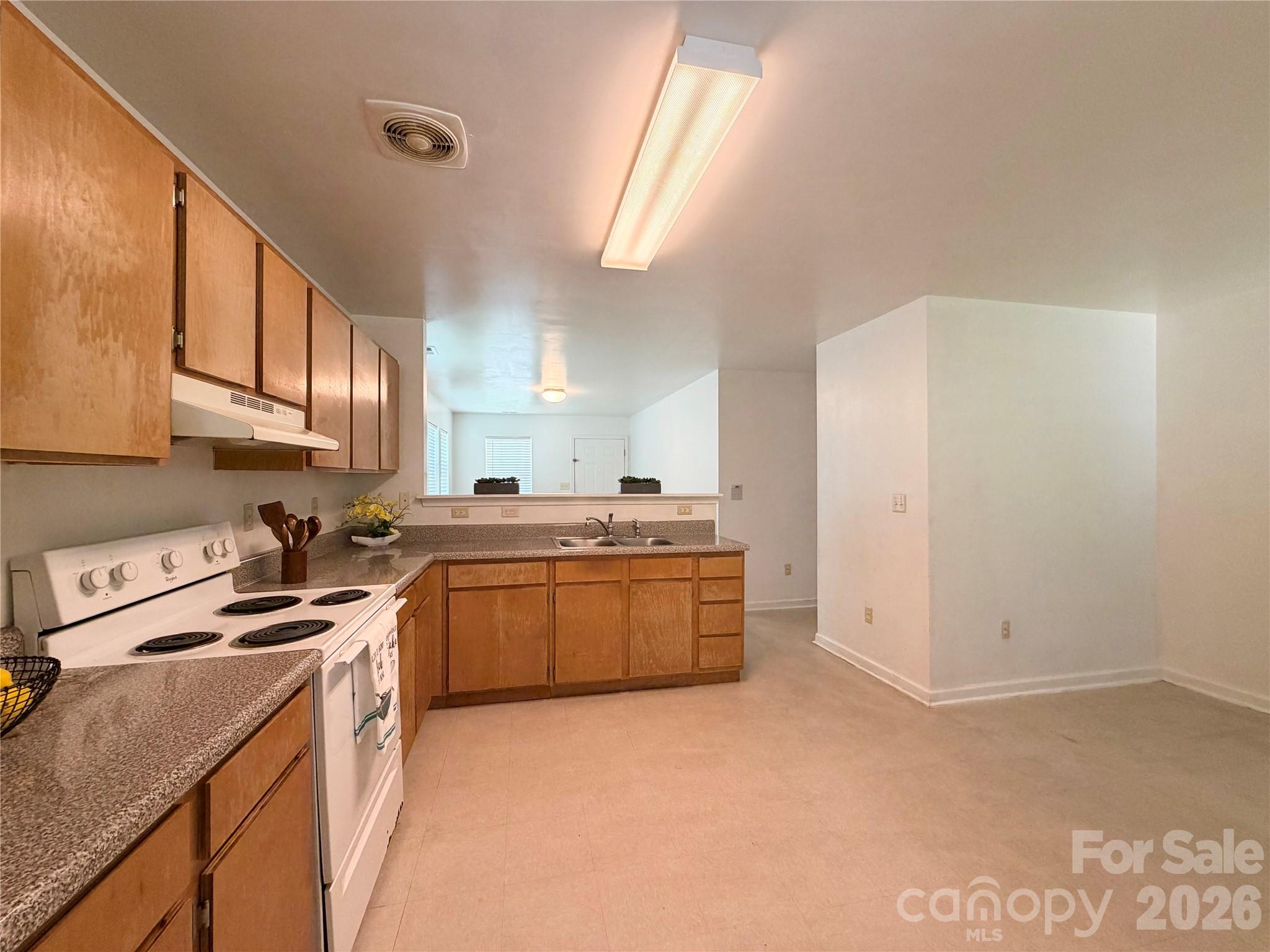 3125 Amay James Avenue Property Photo 14
