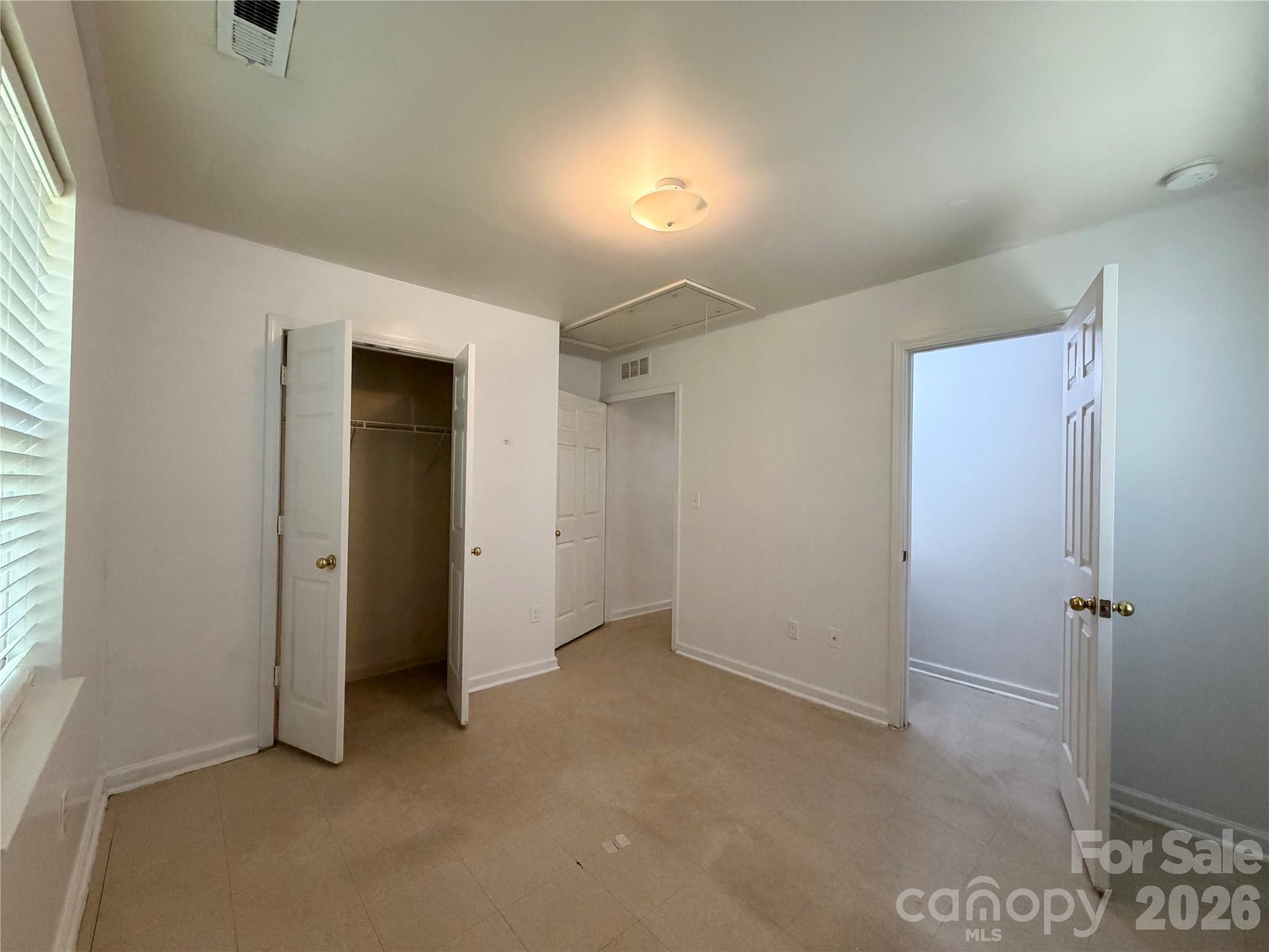 3125 Amay James Avenue Property Photo 28