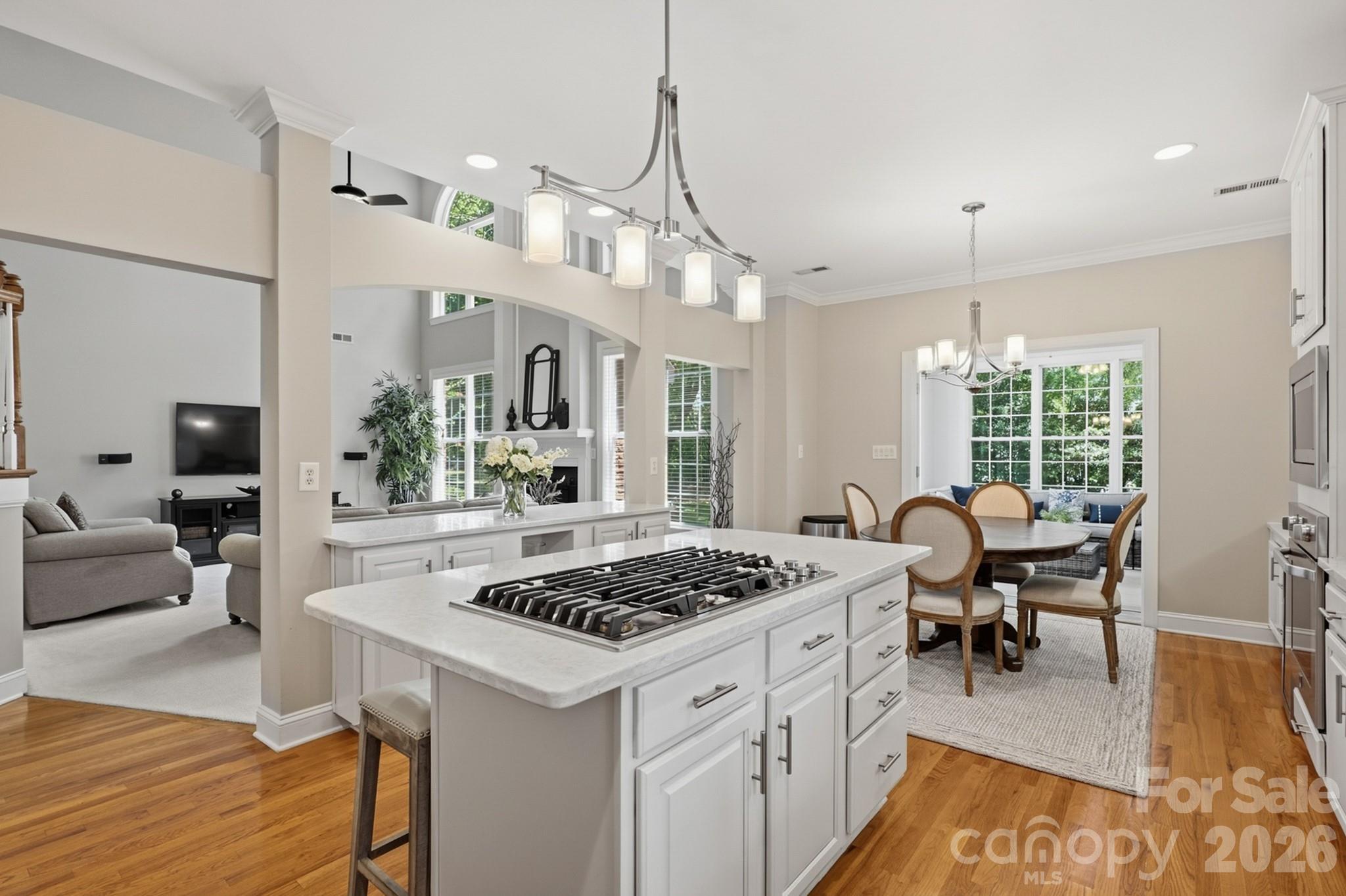 5210 Addington Court Property Photo 12