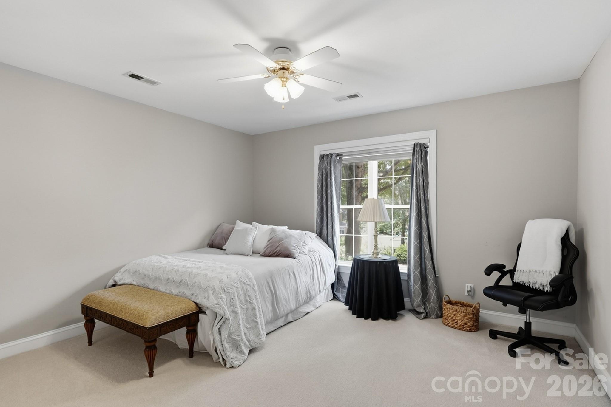 5210 Addington Court Property Photo 29