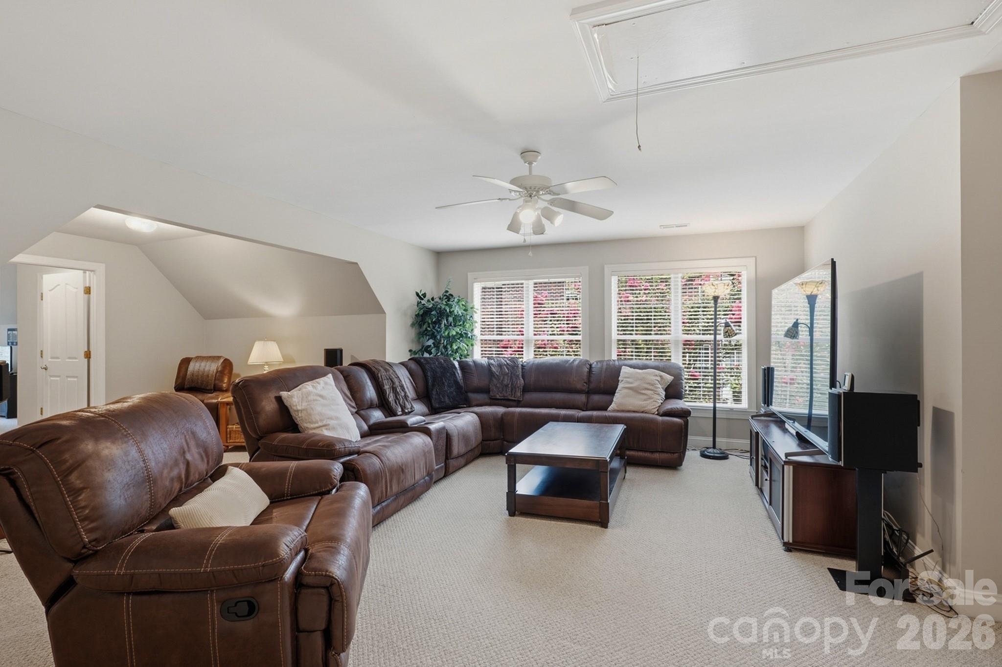 5210 Addington Court Property Photo 35