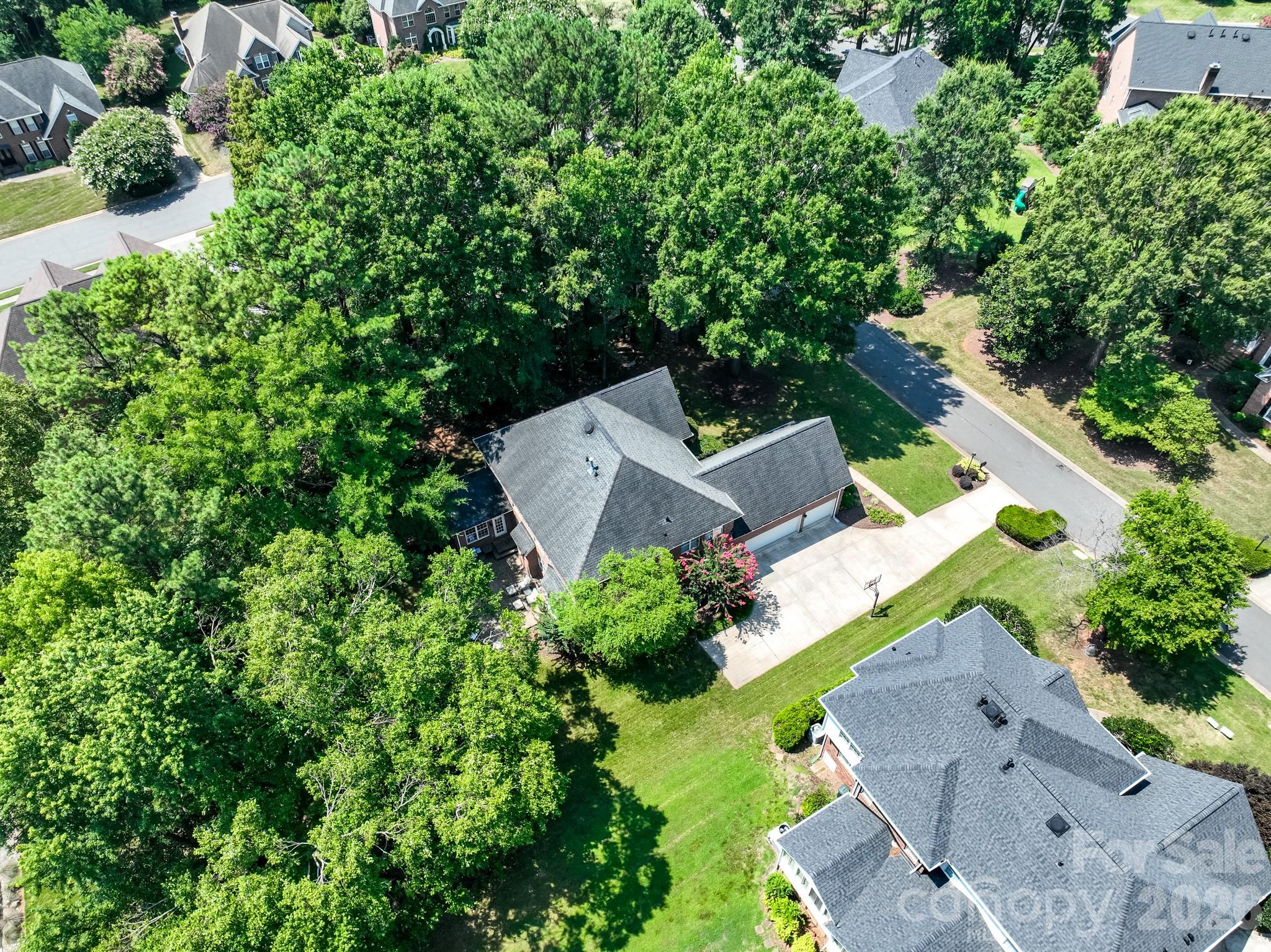 5210 Addington Court Property Photo 45
