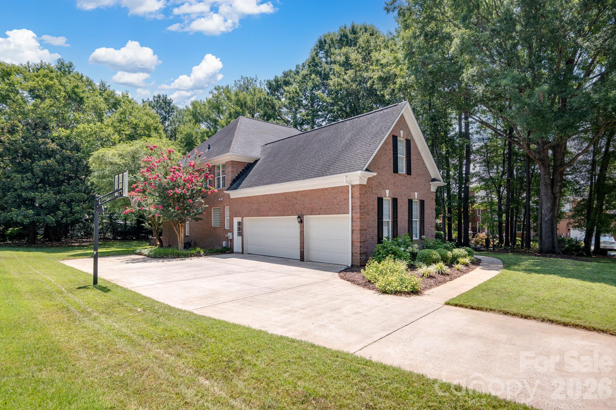 5210 Addington Court Property Photo 45