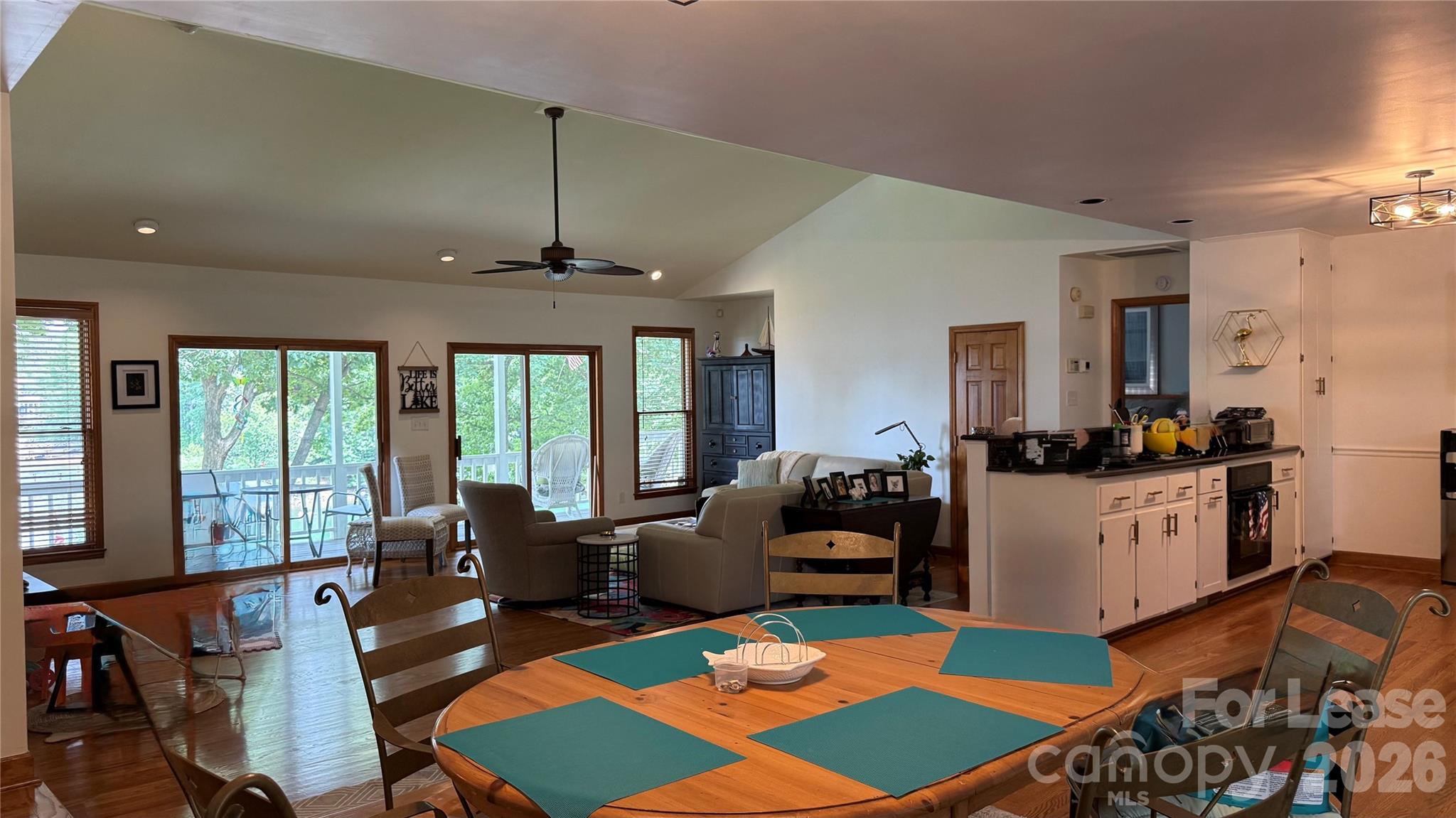 16318 Stinson Cove Road Property Photo 2