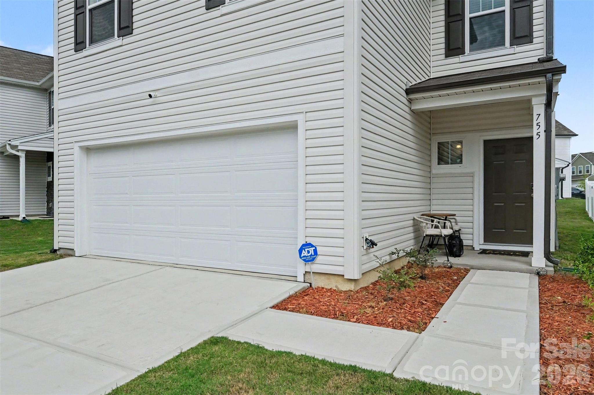 755 Gondola Court Property Photo 3