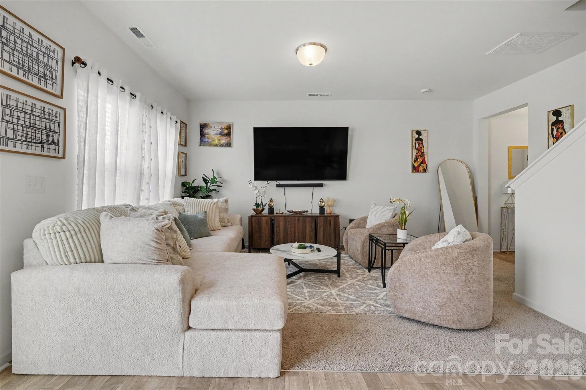 755 Gondola Court Property Photo 8