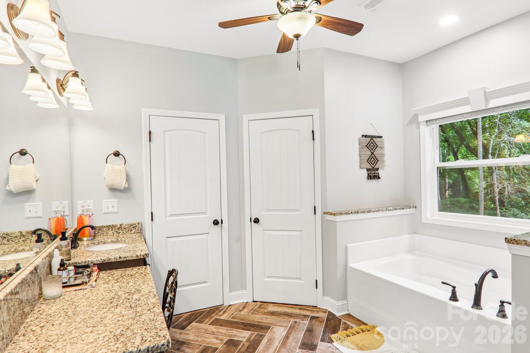 24 Caroline Lane Property Photo 15