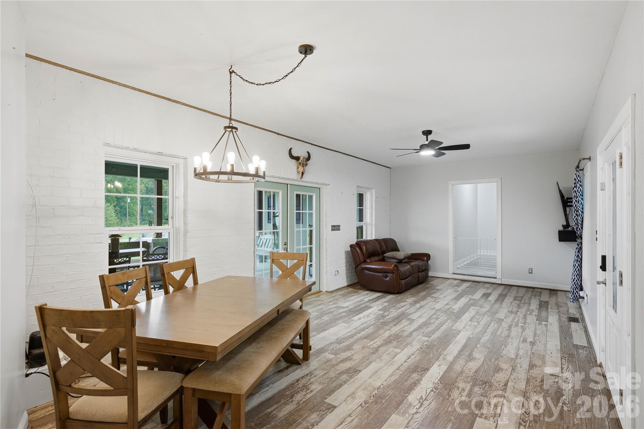 4750 Lazy Lane Property Photo 8