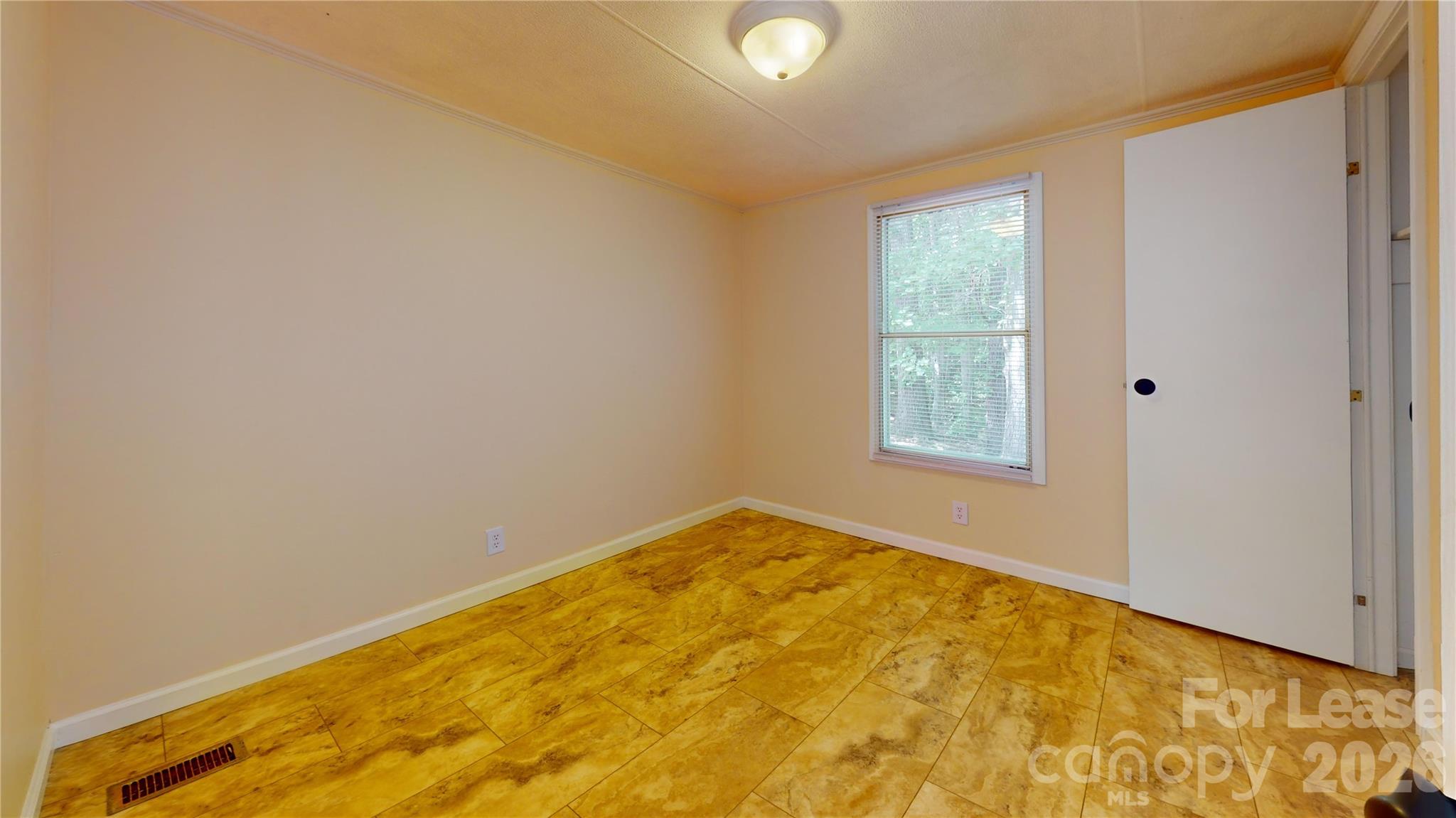 4120 Glenola Drive Property Photo 15
