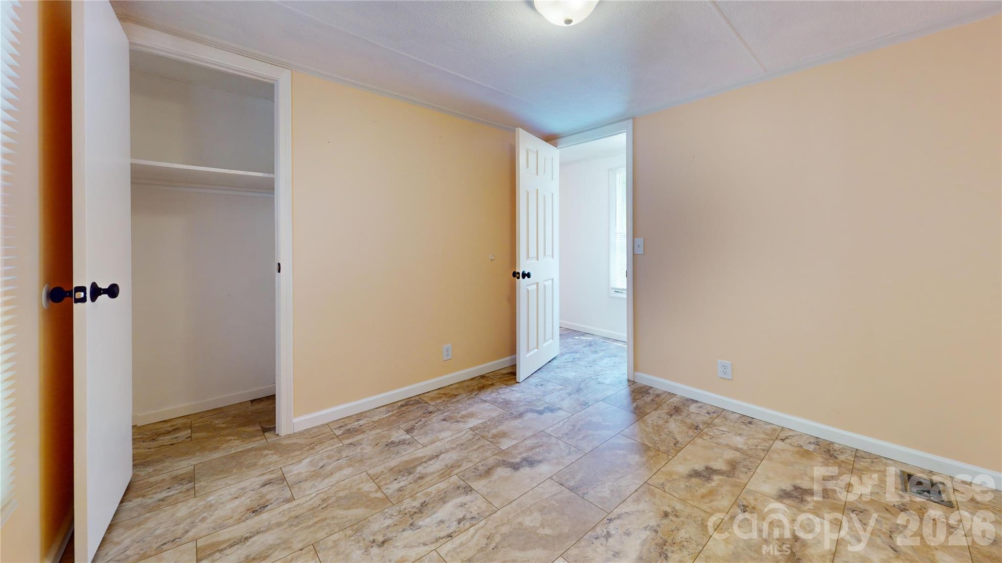 4120 Glenola Drive Property Photo 16