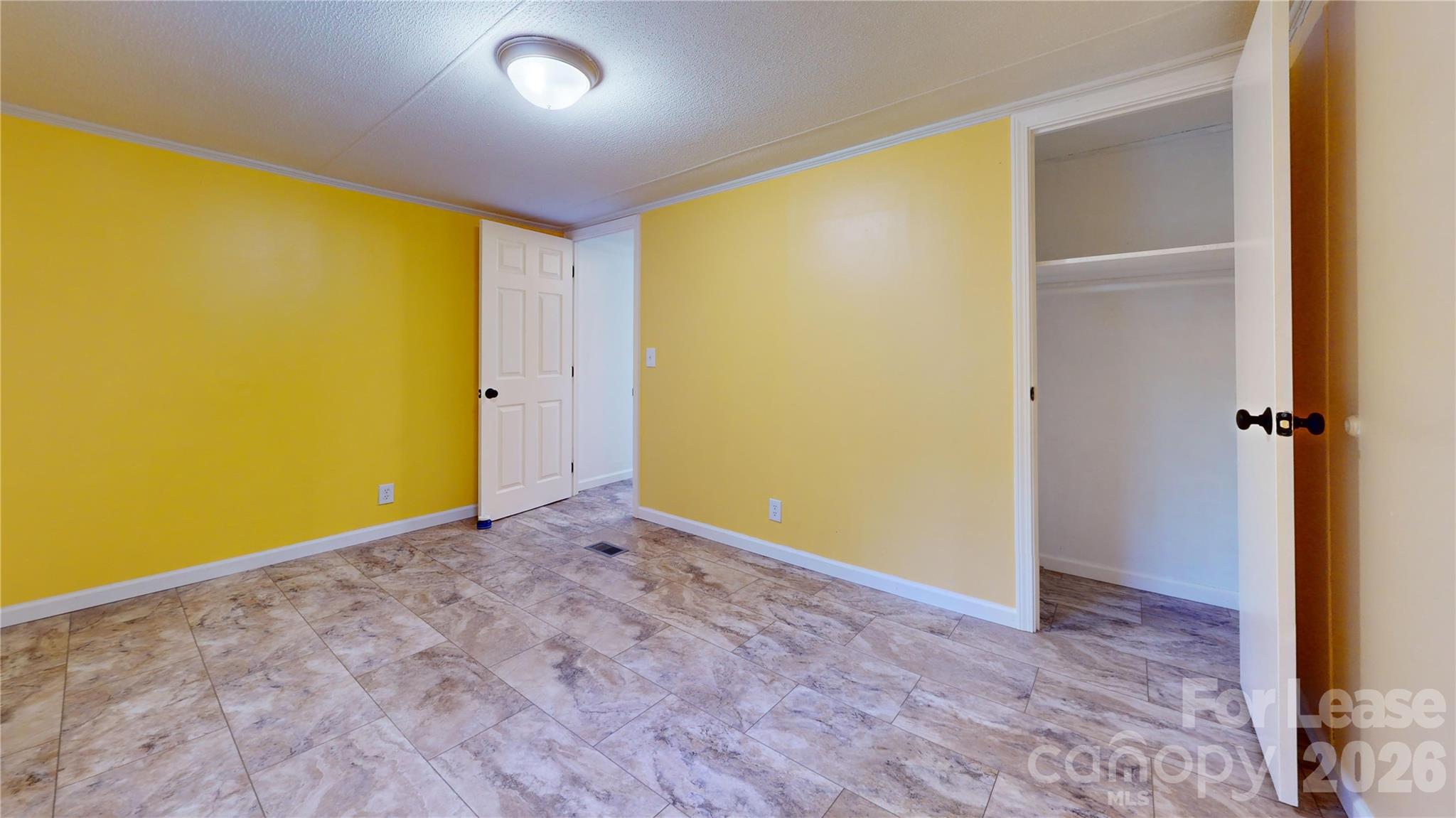 4120 Glenola Drive Property Photo 18