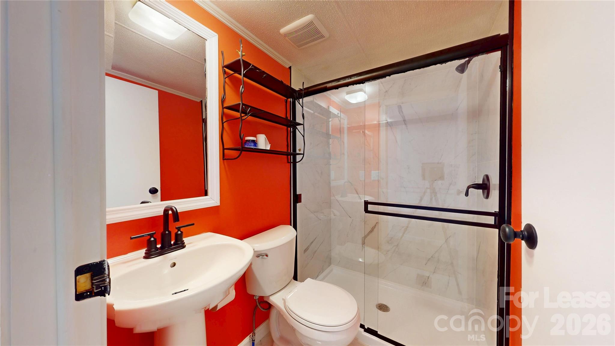 4120 Glenola Drive Property Photo 19