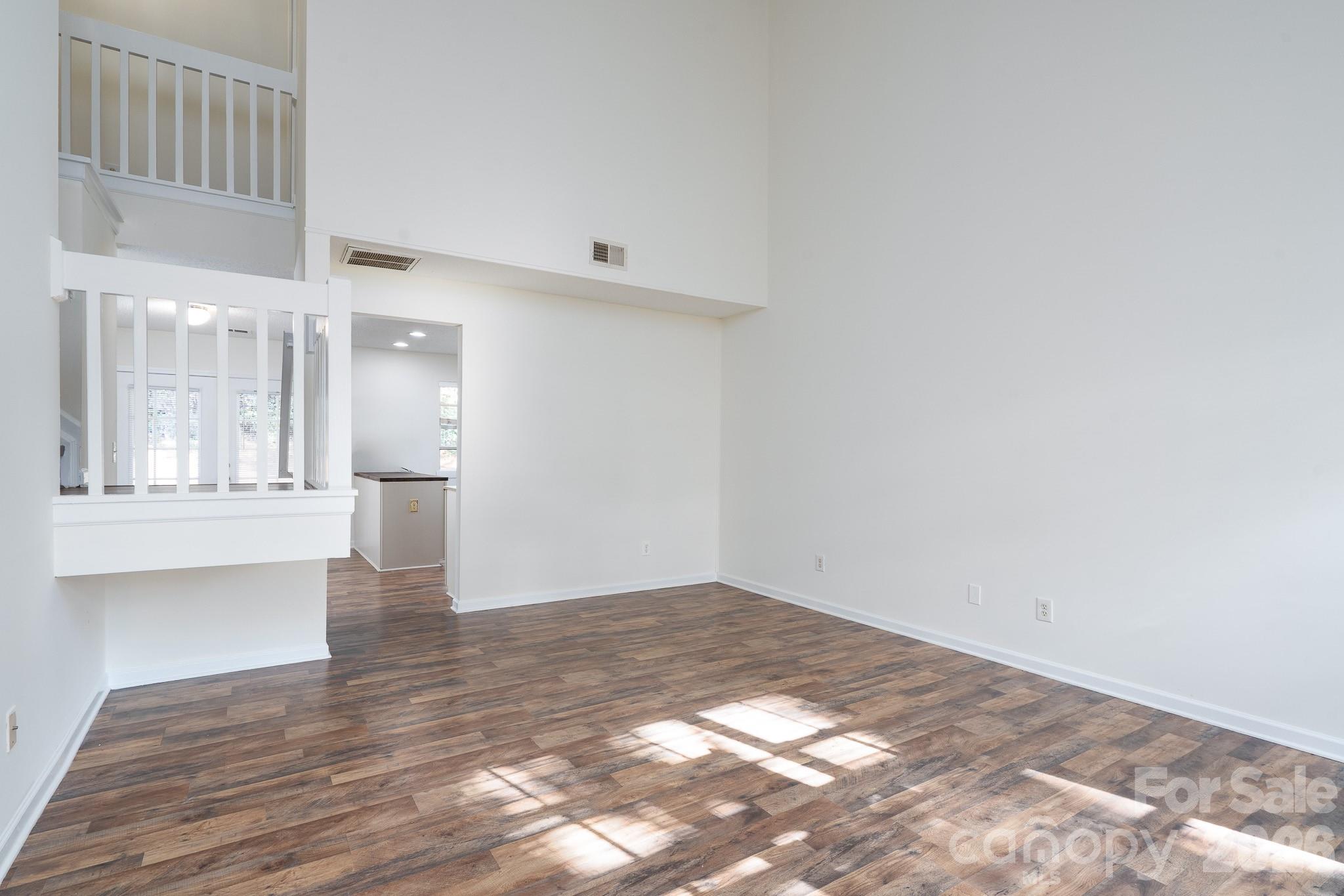 6491 Saint Bernard Way Property Photo 4