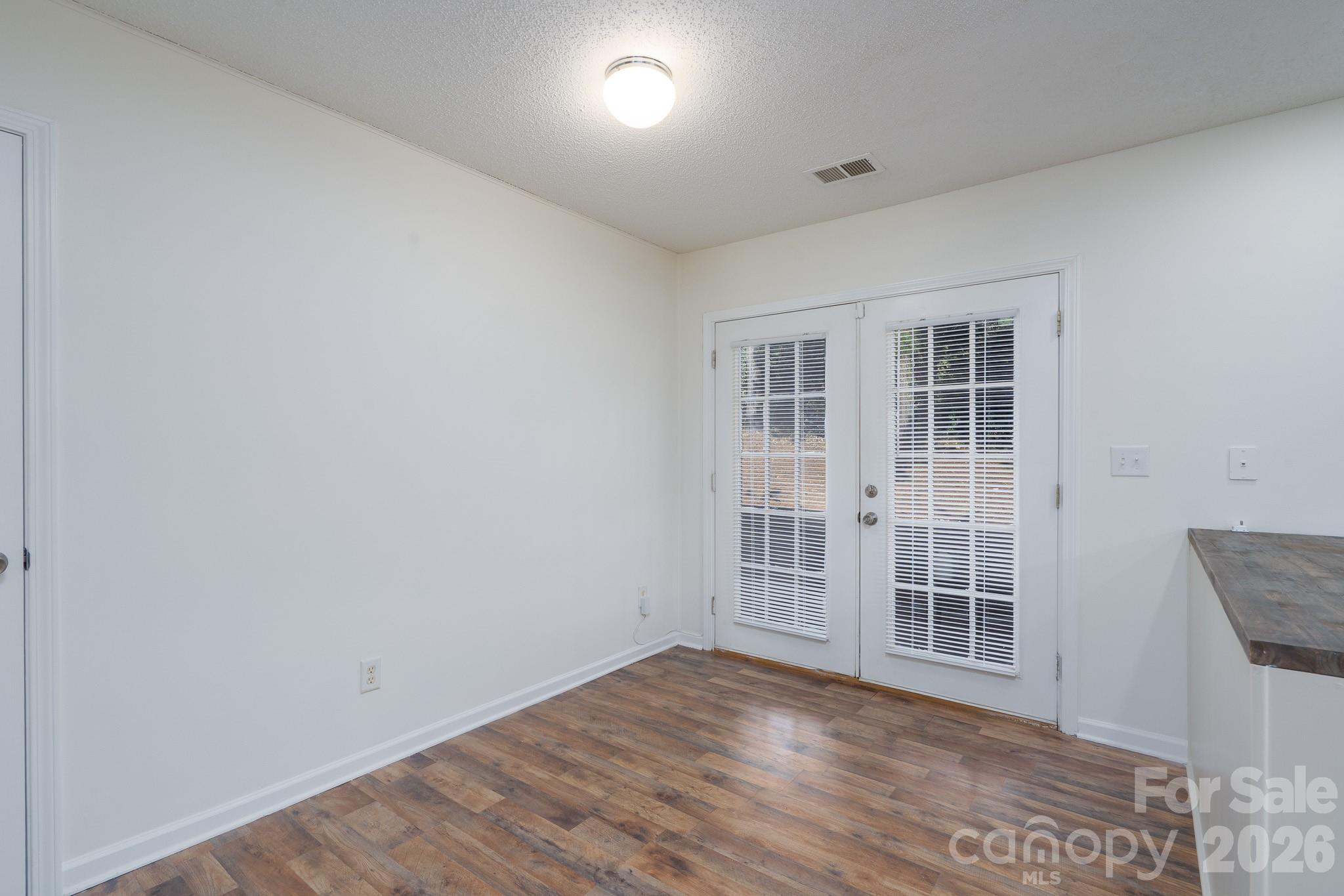 6491 Saint Bernard Way Property Photo 11