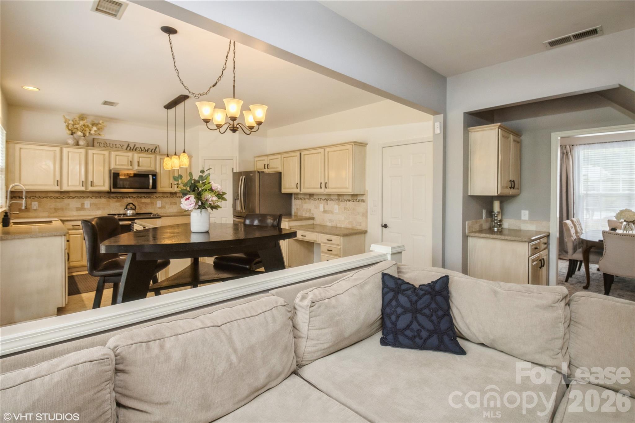 5743 Cambridge Bay Drive Property Photo 12