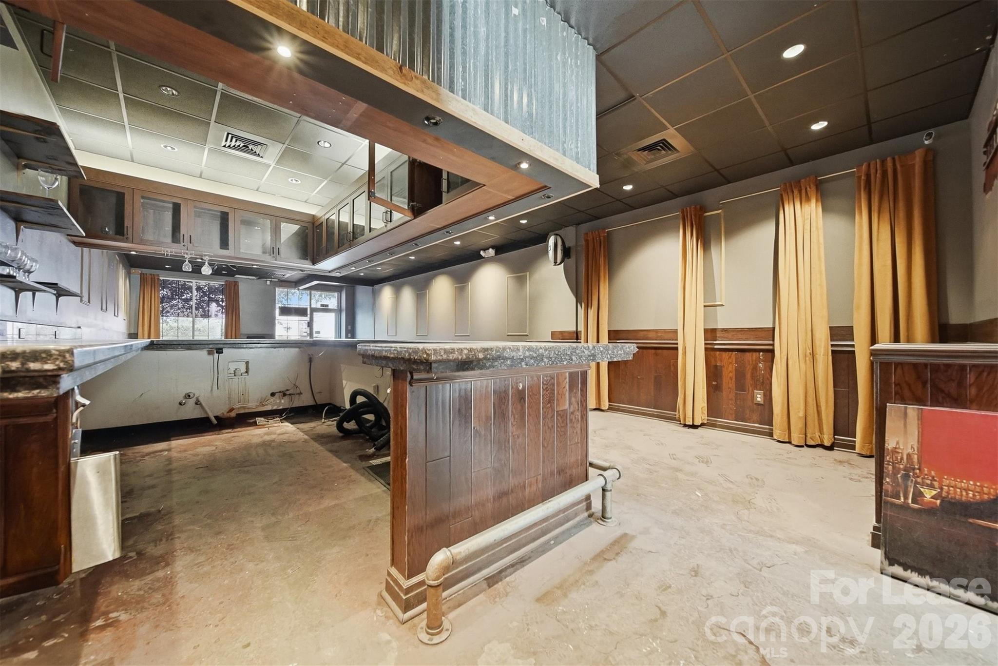1381 N Center Street Property Photo 3