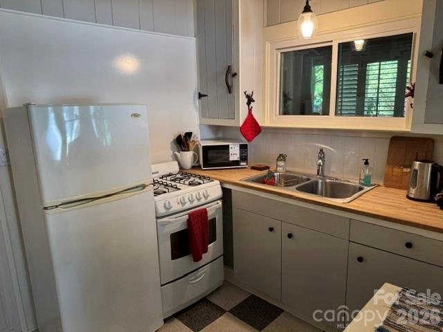23 Leatherwood Lane Property Photo 12