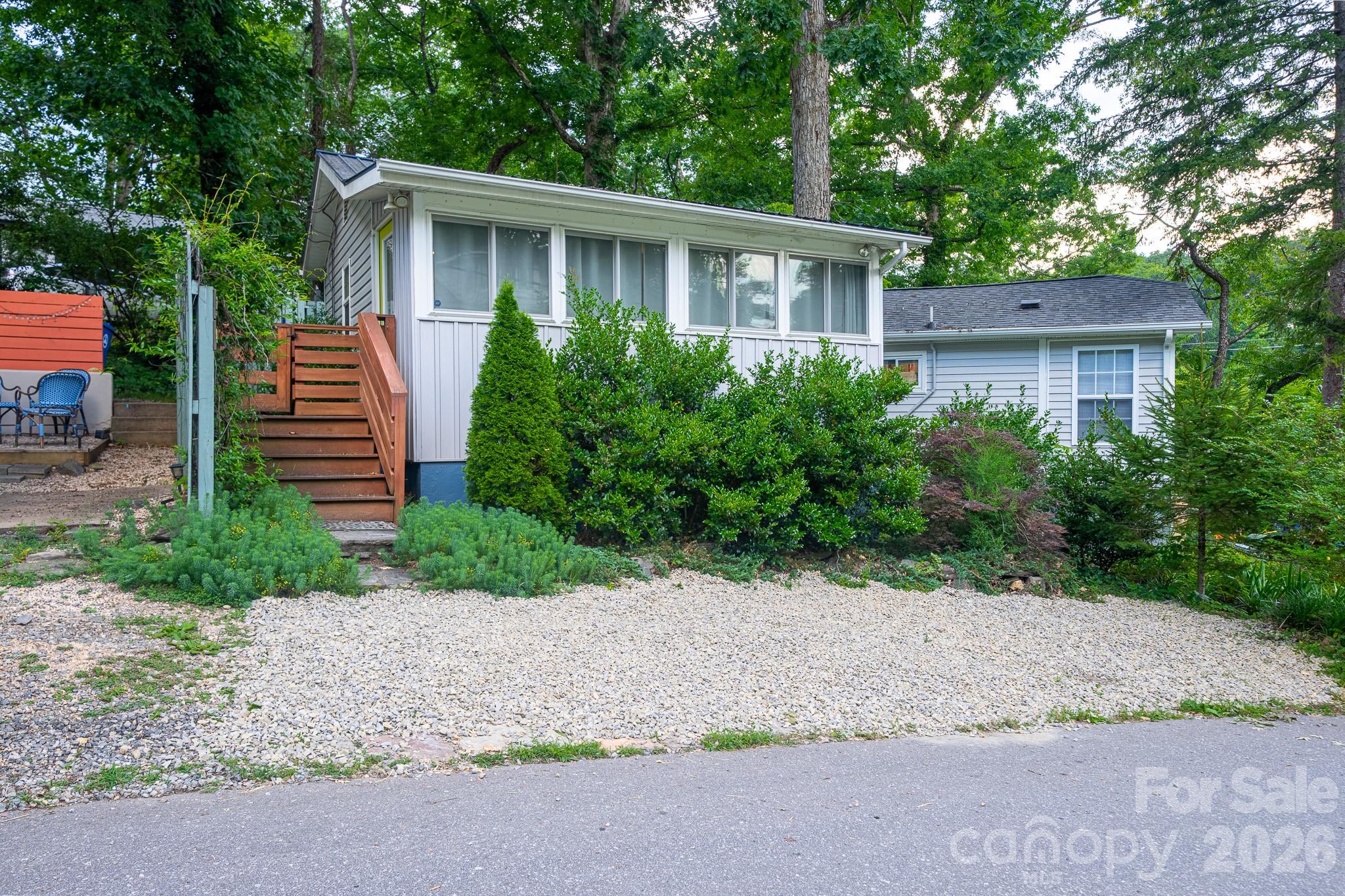24 Rhododendron Drive Property Photo 1