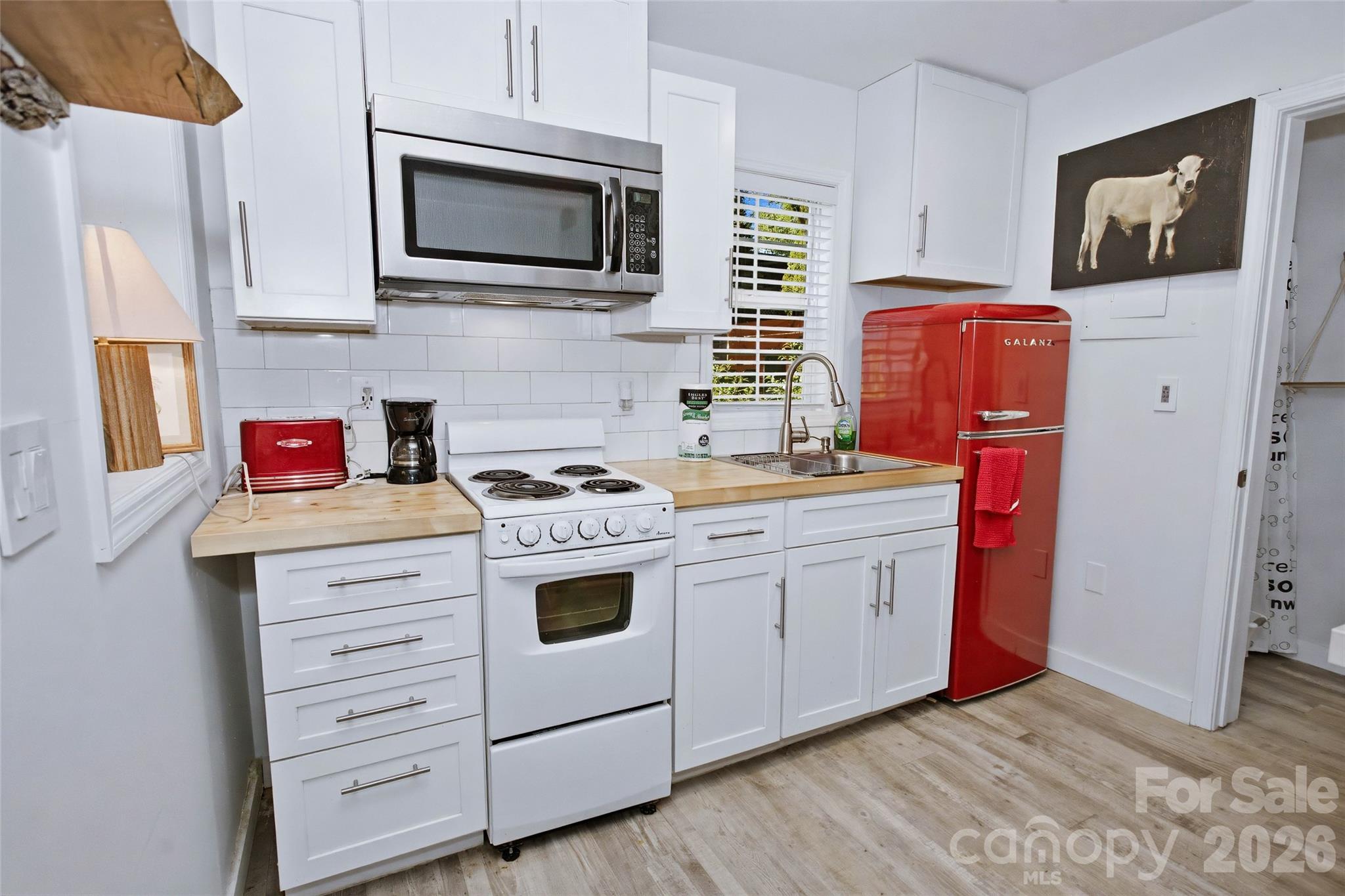 24 Rhododendron Drive Property Photo 13