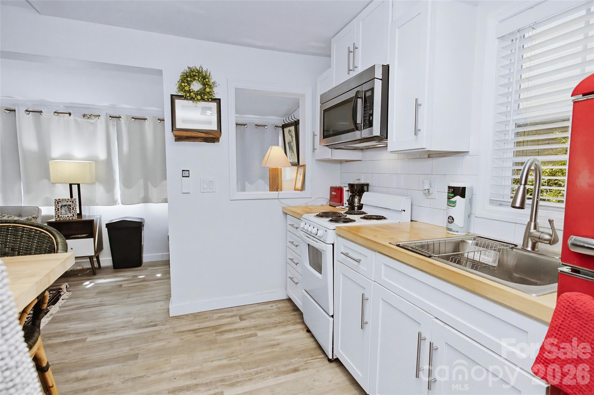 24 Rhododendron Drive Property Photo 18