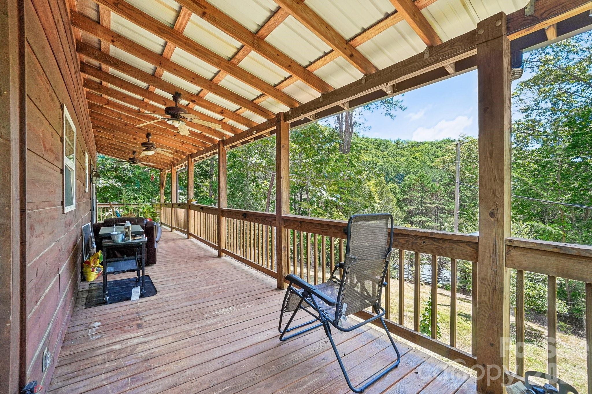 61 Misty Hill Lane Property Photo 6