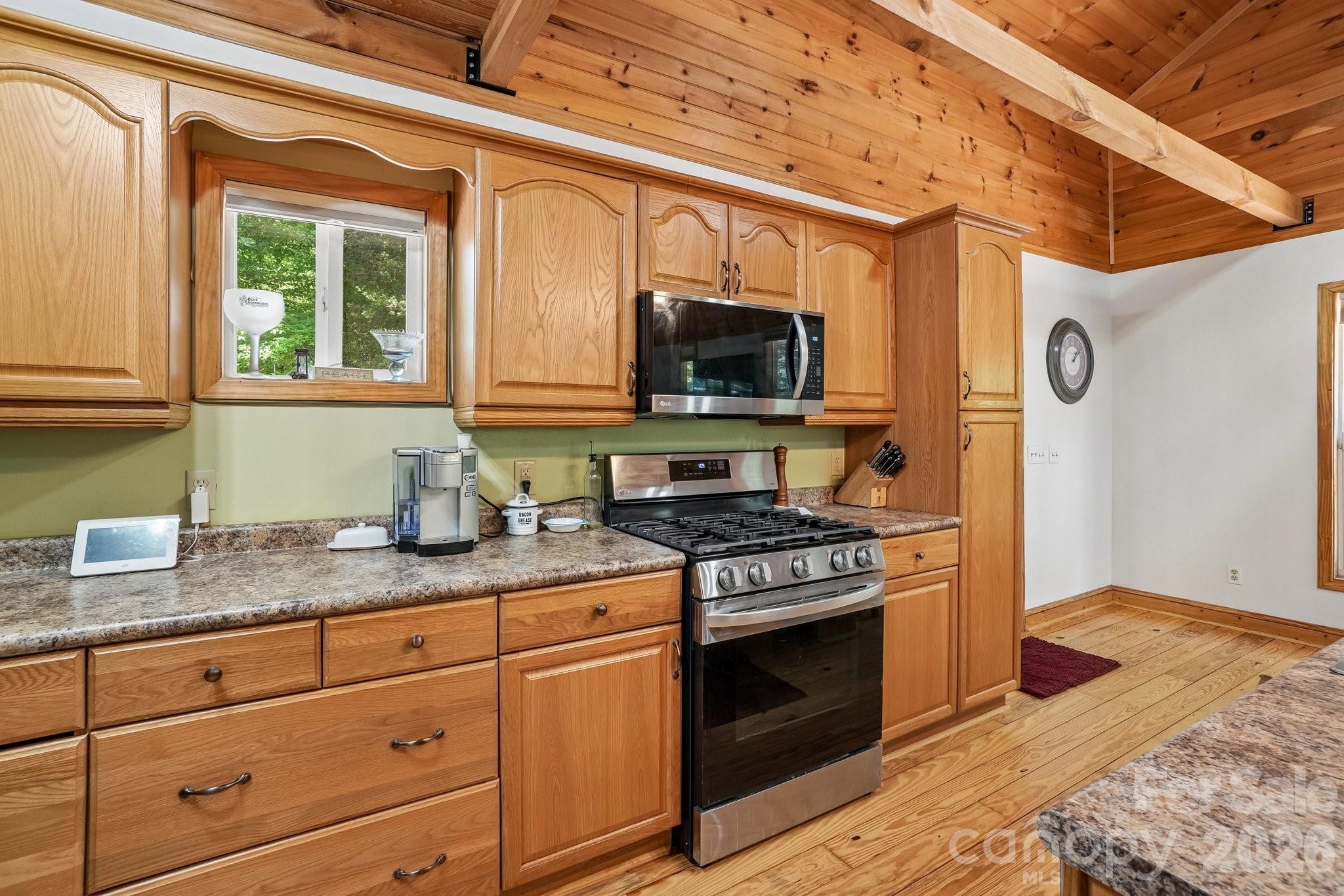 61 Misty Hill Lane Property Photo 22