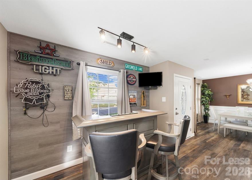 711 Skywatch Lane Property Photo 8