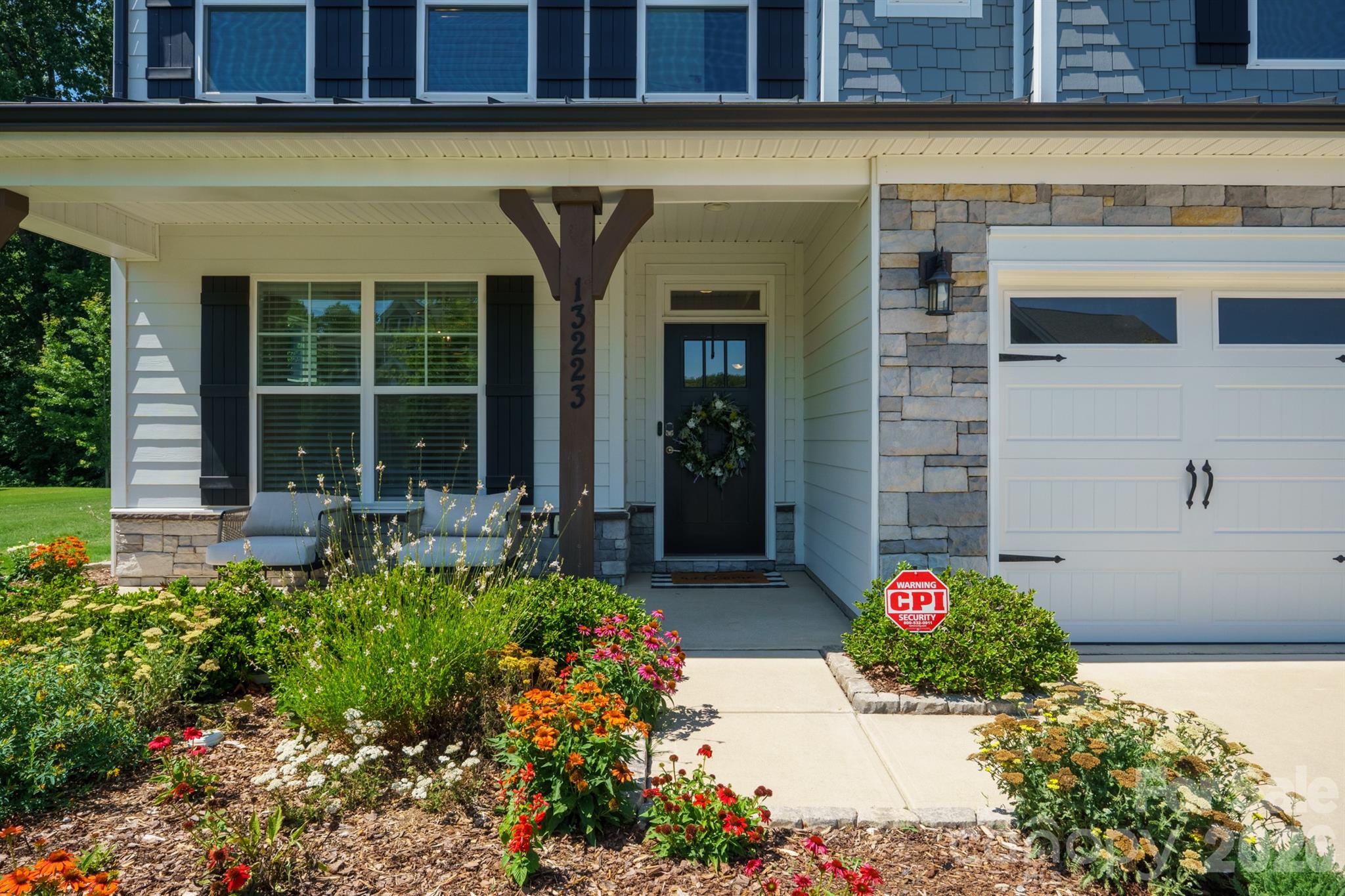 13223 Fiore Place Property Photo 4